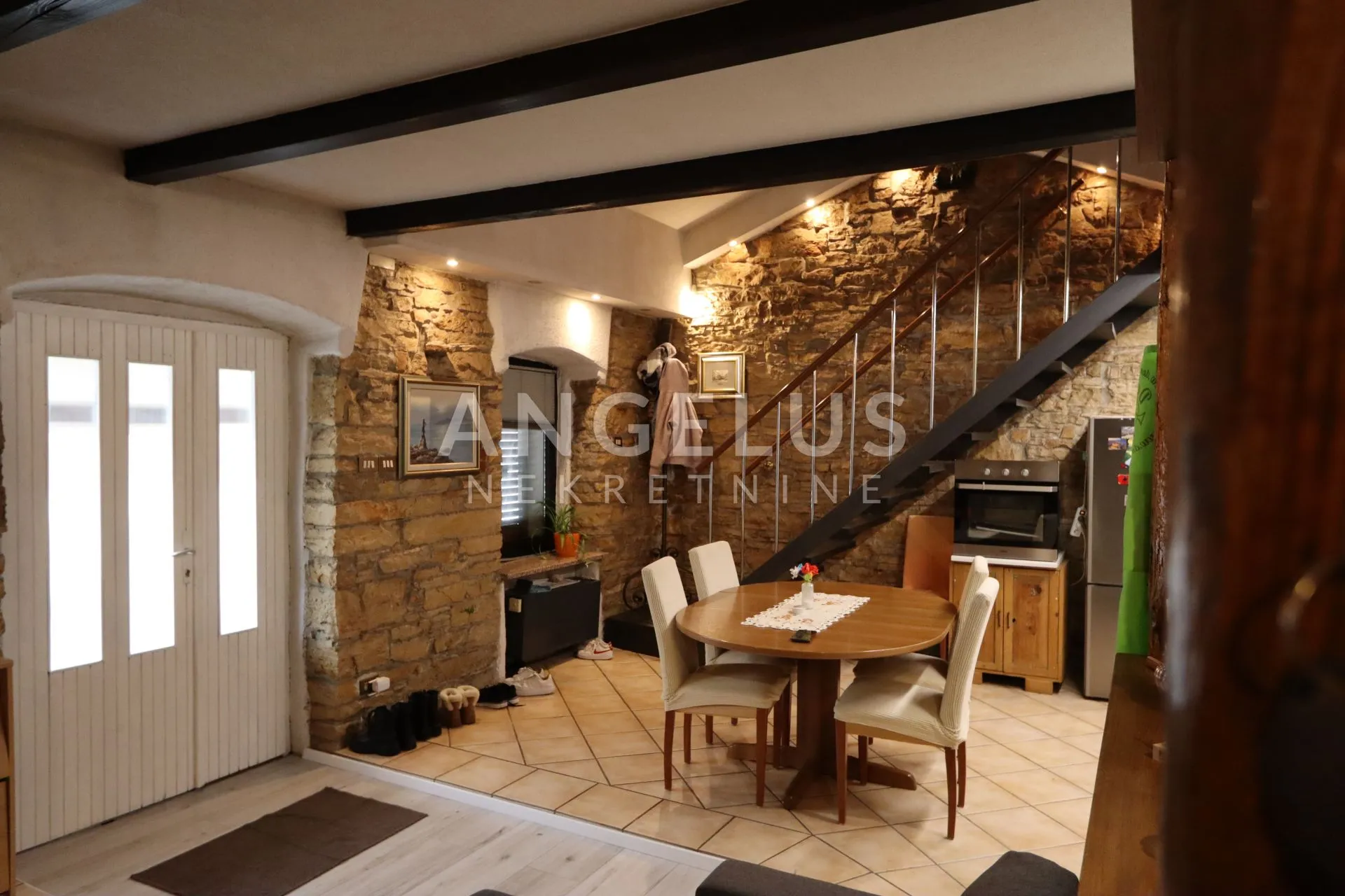 istra, pazin - dvojna kuća sa predivnim pogledom, 208m2, prodaja! - slika 9