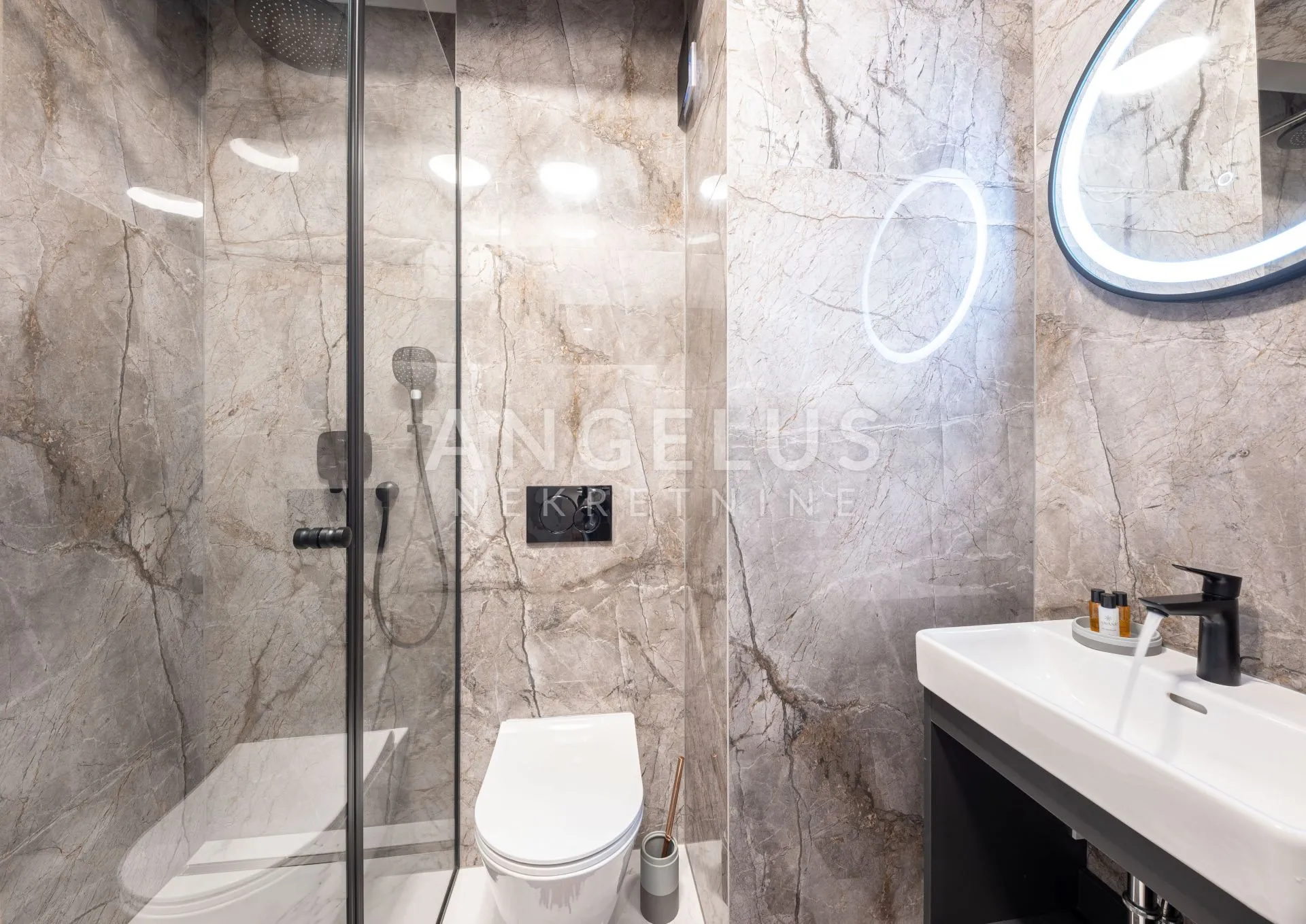 trogir, čiovo - luksuzna vila u nizu, sa bazenom i prekrasnim pogledom na more, 282 m2 - slika 16