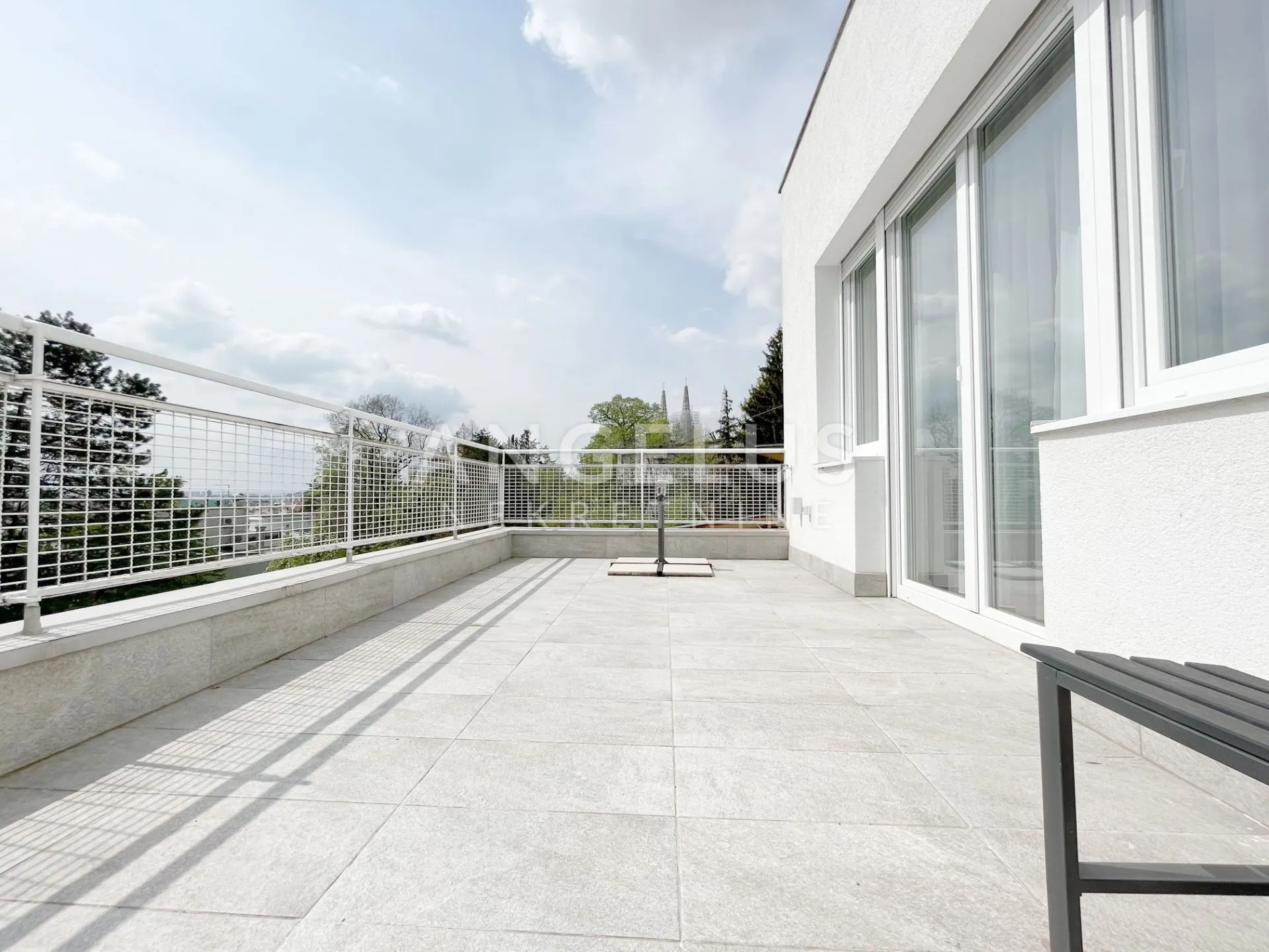 zagreb, centar - stan za najam 150 m2 s garažom - slika 20