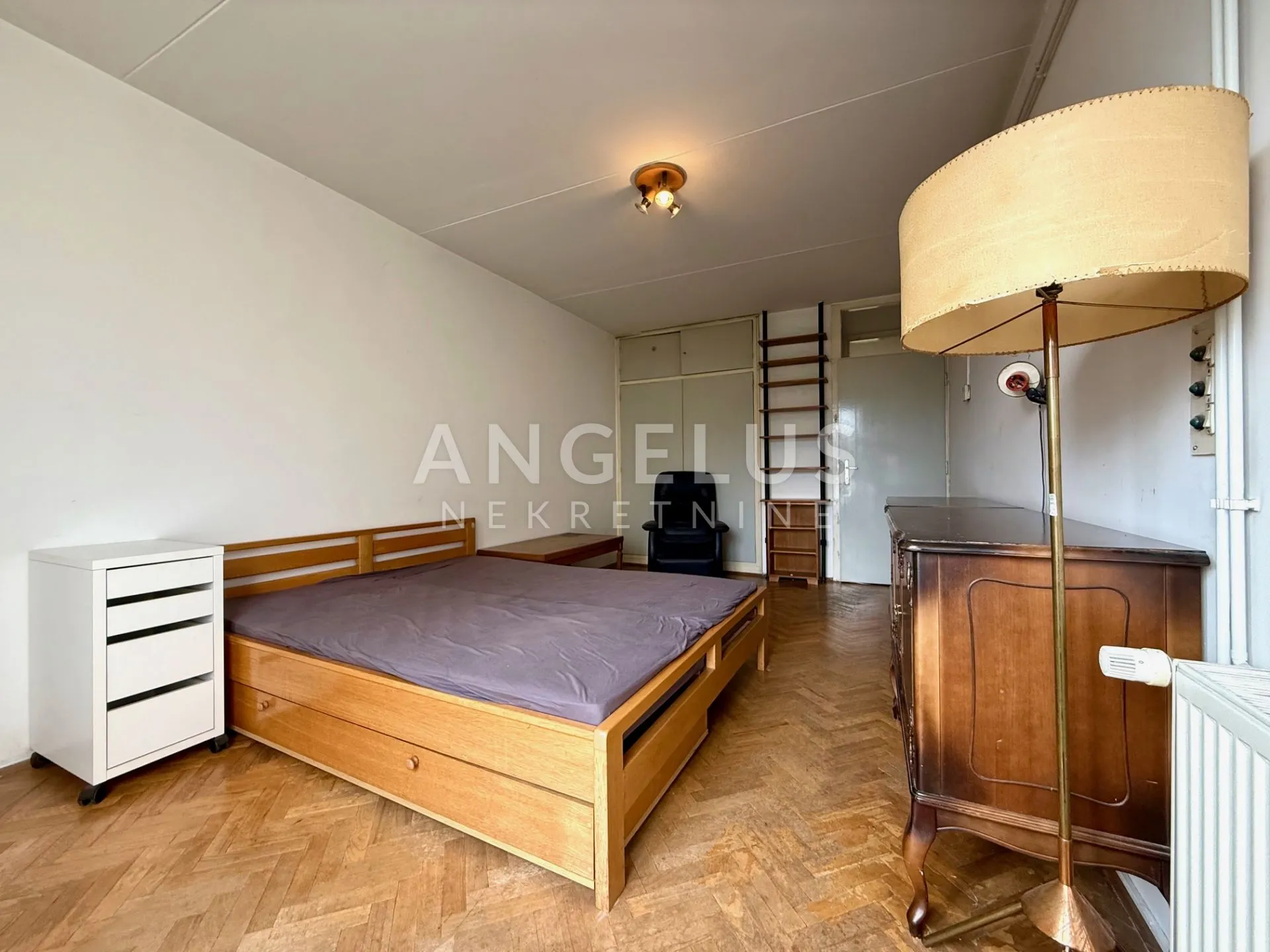 zagreb, trnsko - stan 50m2 s pogledom na zelenilo - slika 2