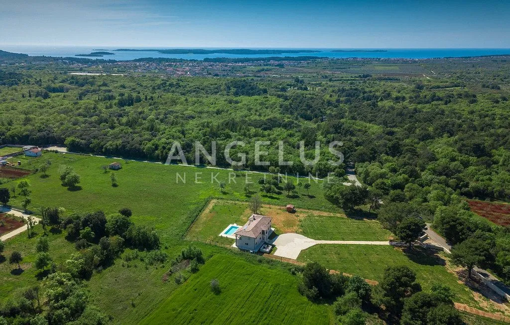 istra, pula - luksuzna vila s bazenom i imanjem, dugoročno! - slika 3
