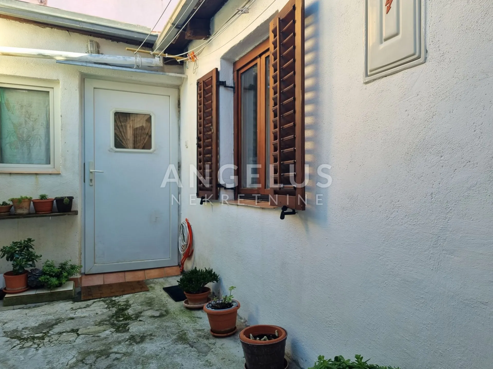 split, varoš - stan u prizemlju turistički potencijal - slika 14