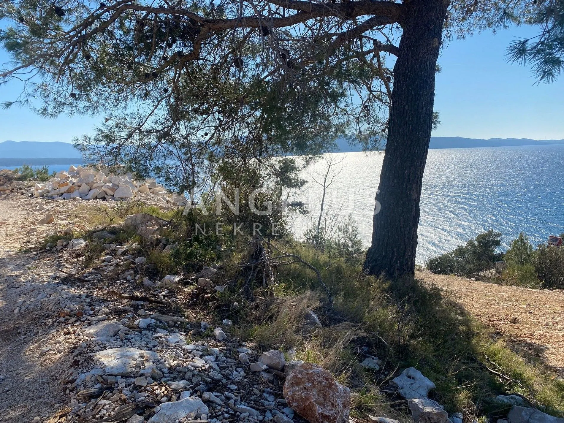 brač - ekskluzivno građevinsko zemljište, udaljeno 100 m od mora - slika 9