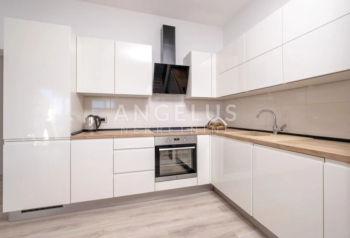 pelješac, lovište – prostrani stan prvi red do mora, 143 m² s parkingom – prodaja - slika 6