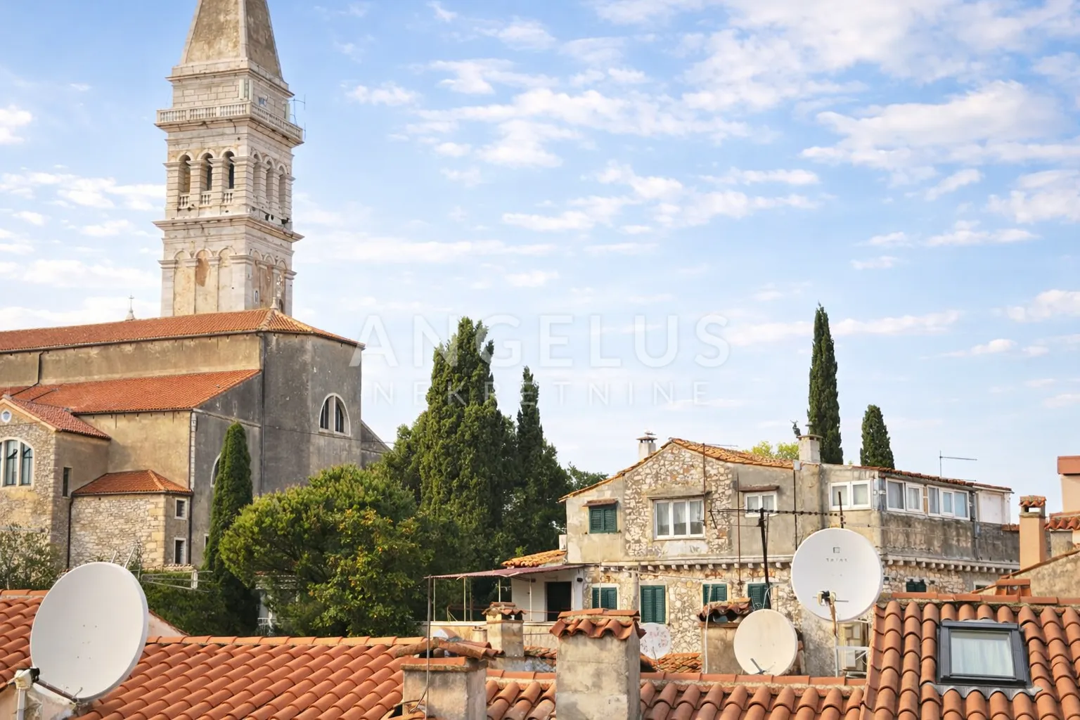 istra, rovinj - luksuzan stan u centru starog rovinja - slika 27