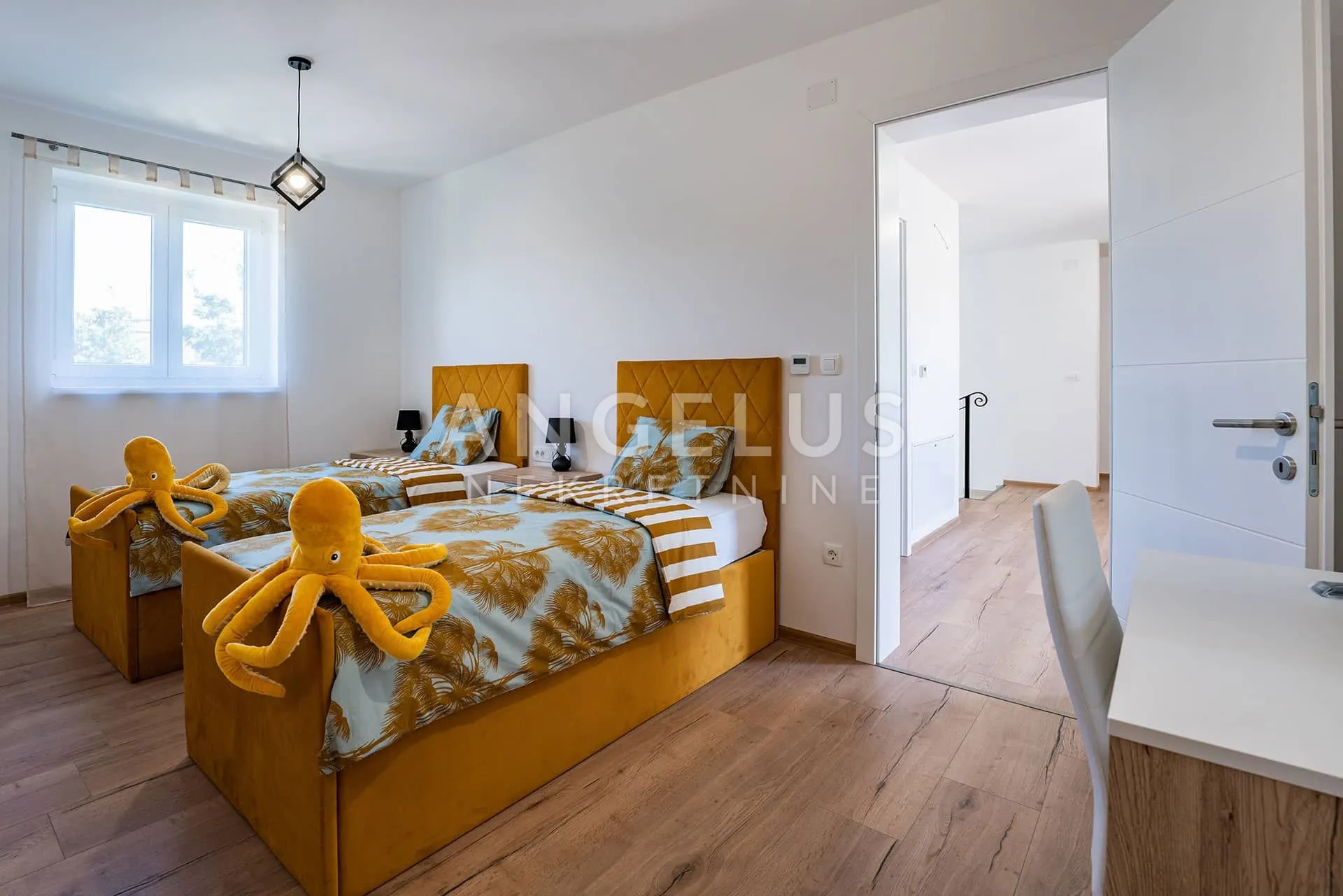 krk, dobrinj - luksuzna vila s bazenom 300m2 - slika 32