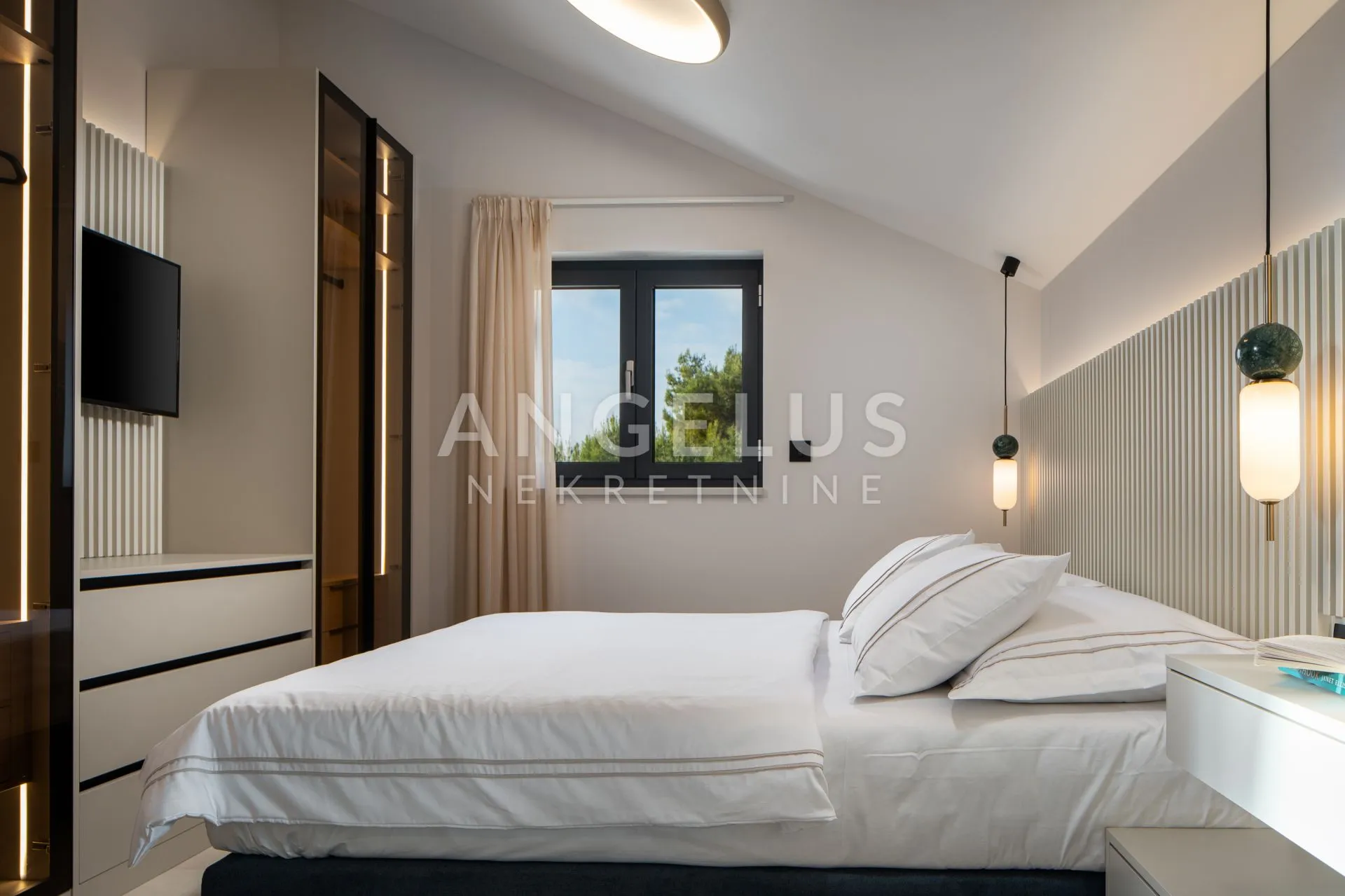 split, podstrana - luksuzna vila - slika 27