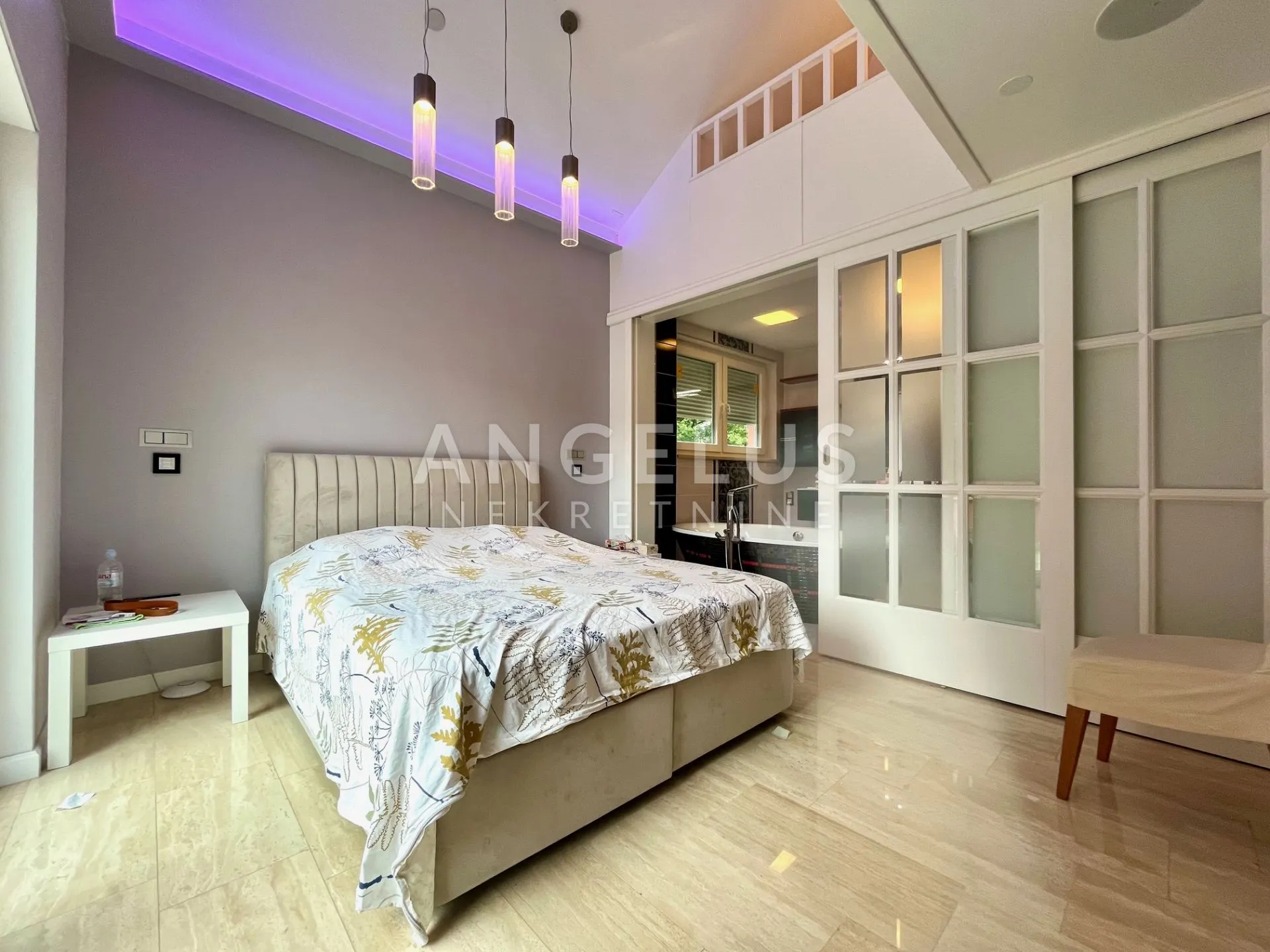 zagreb, remete- luksuzna villa 440m2 s bazenom i liftom - slika 11