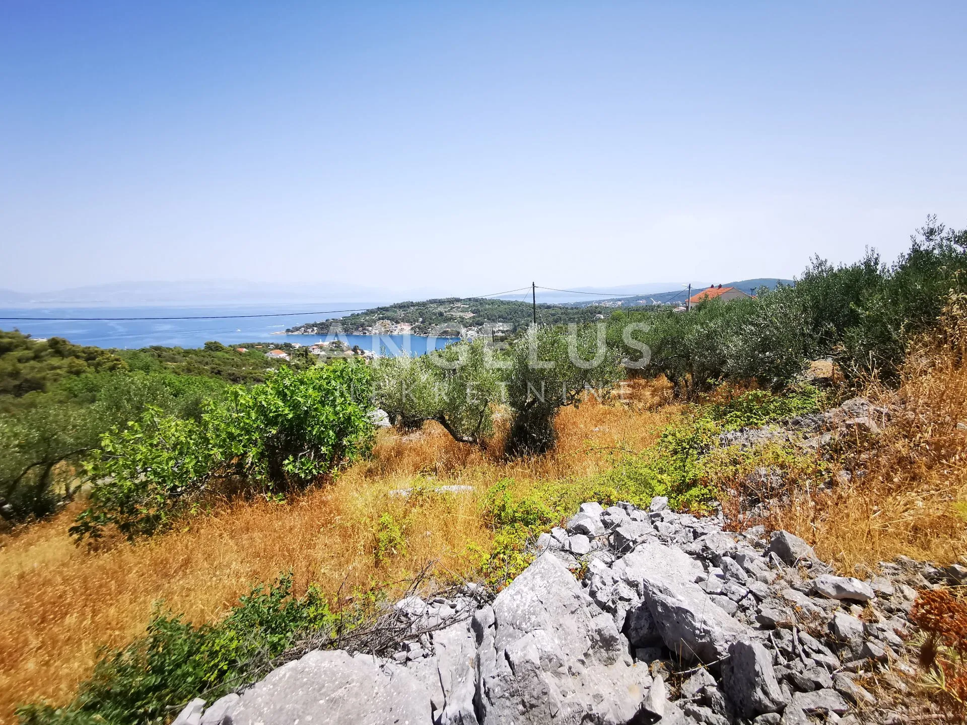 šolta, rogač - građ.zem. sa otvorenim pogledom na more, 2085 m2 - slika 10