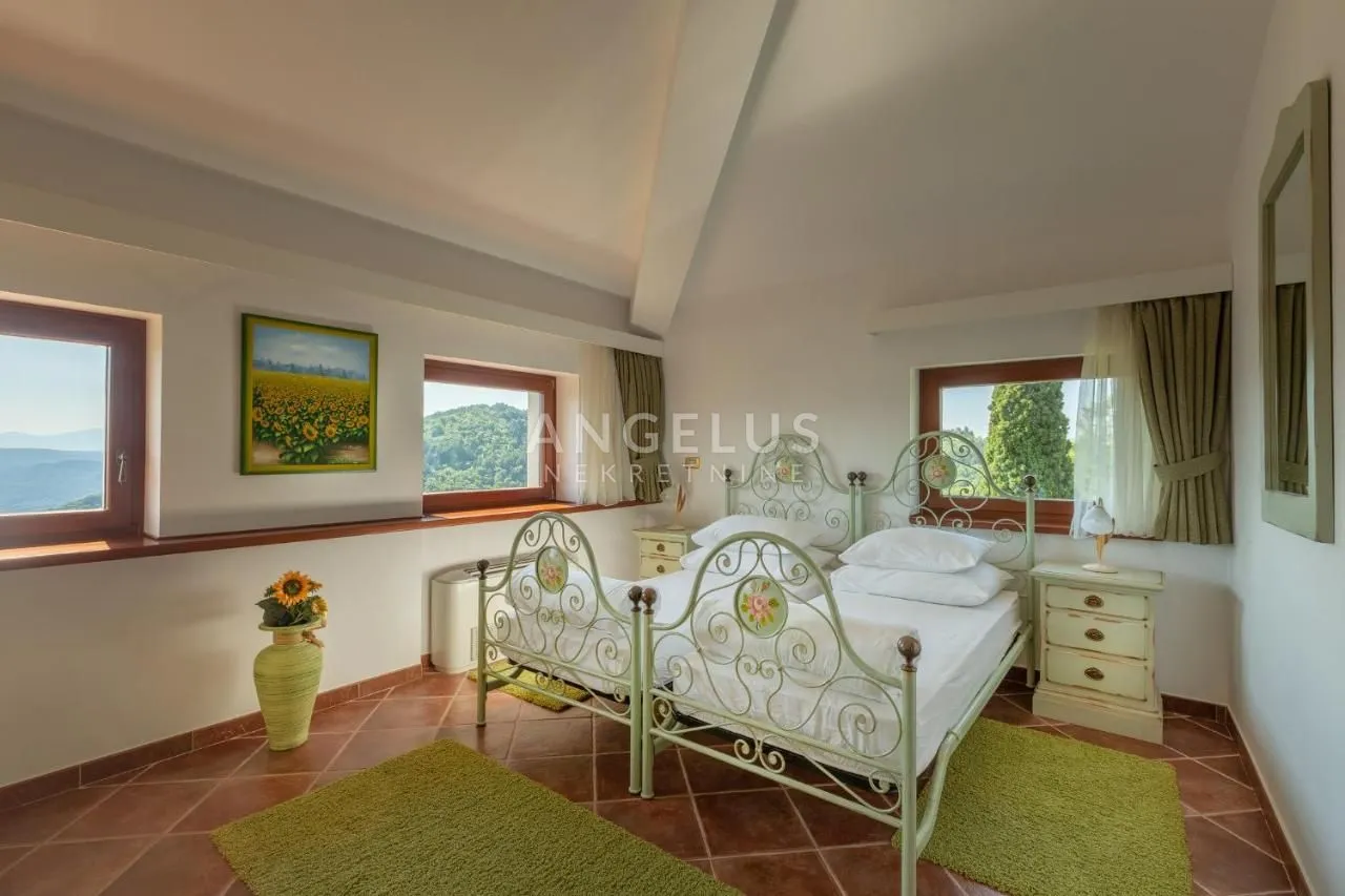 istra, oprtalj - povijesna vila na prodaju 590 m2 - slika 18