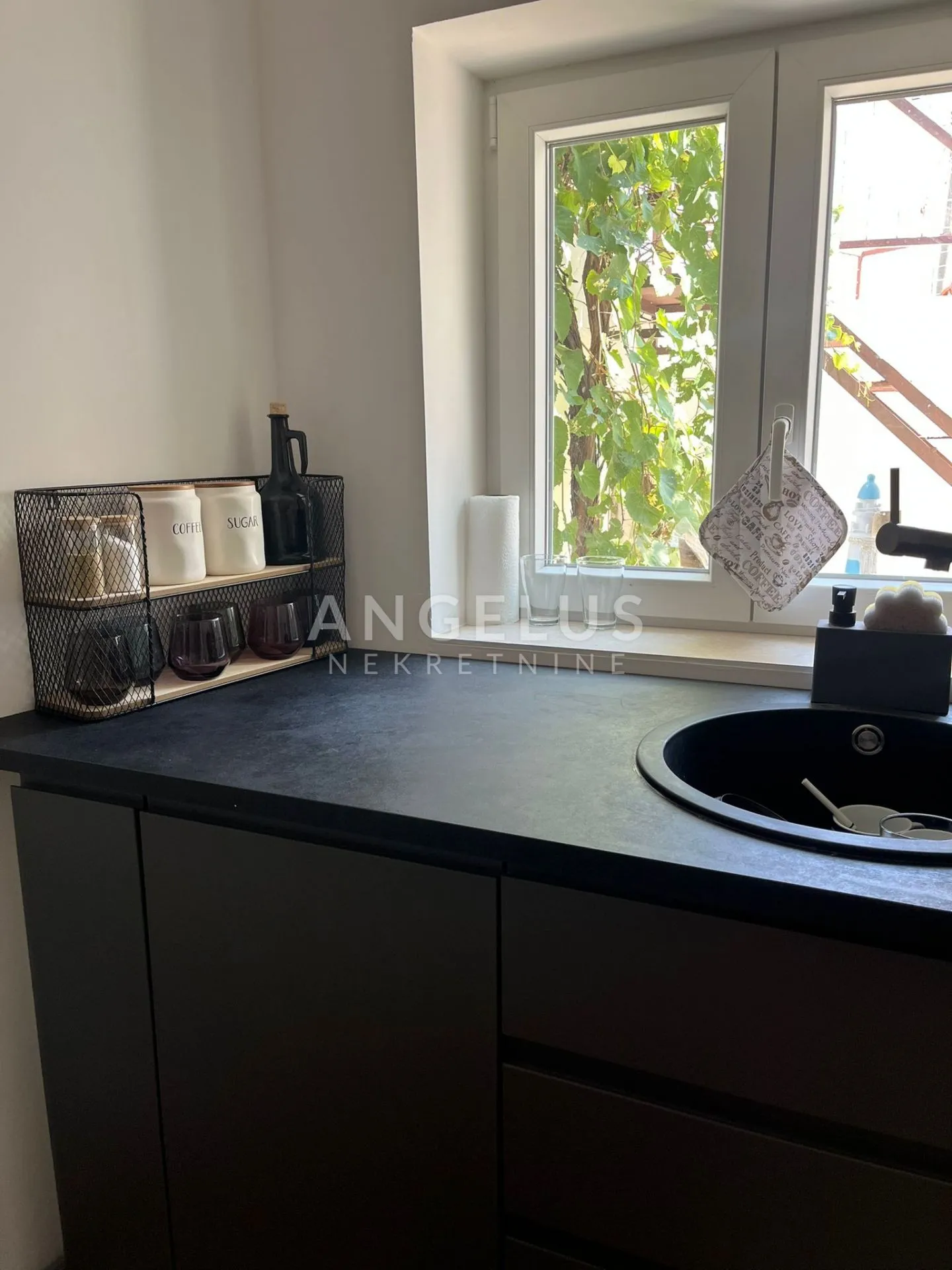 čiovo slatine - kuća, apartman i spremište za brod prodaja - slika 26