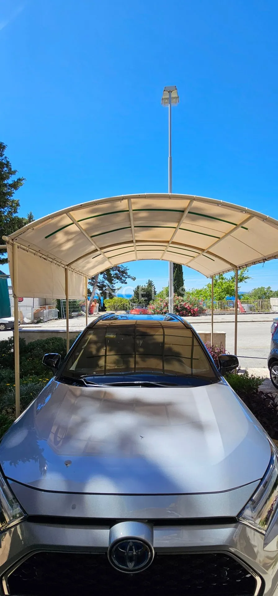 split, meje - predivan četverosoban stan, parking, dugoročan najam - slika 35