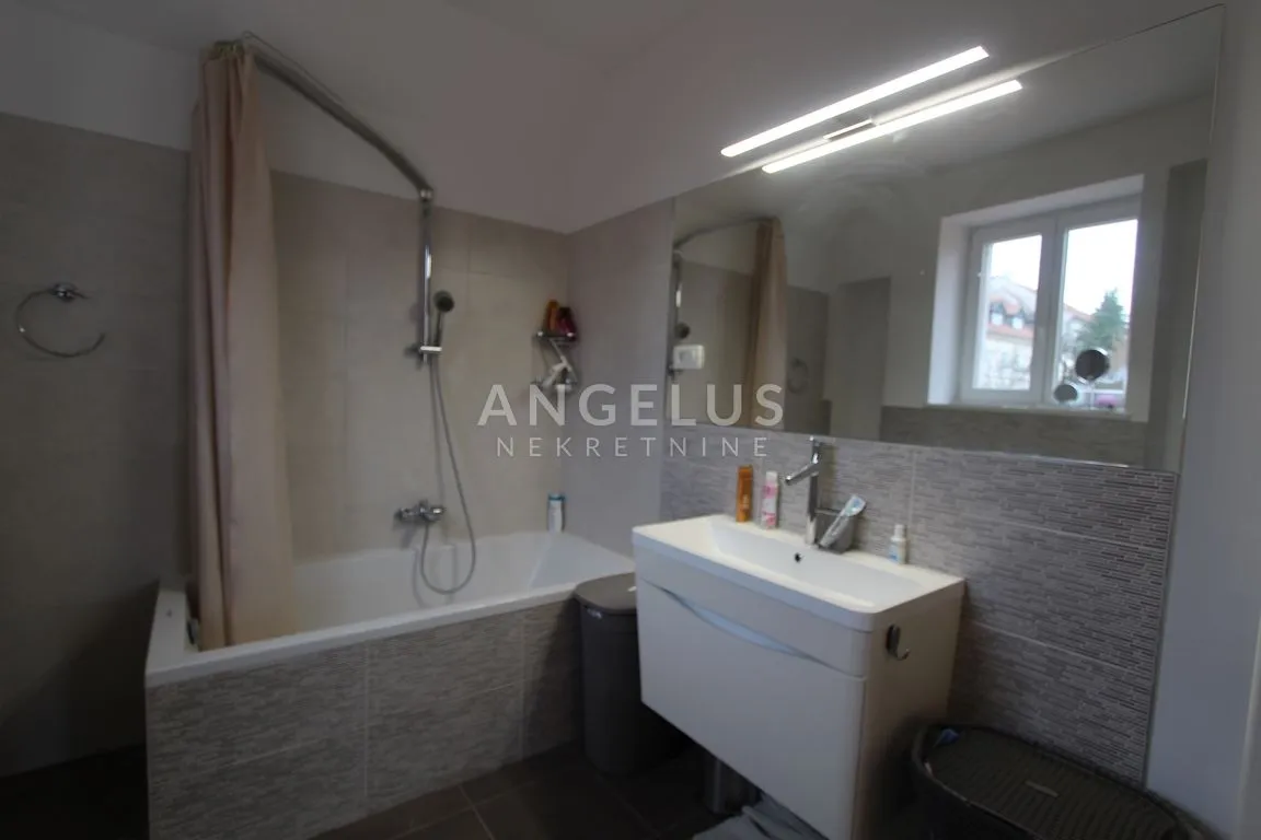 zagreb, gornji grad- predivni stan s pogledom na grad, 150 m2 - slika 23