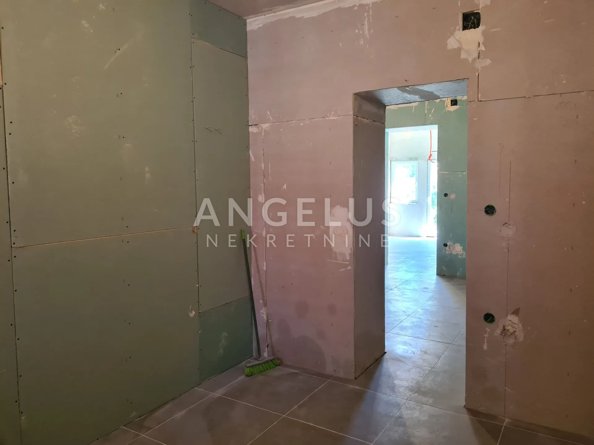 pula, centar - stan u prizemlju s dvorištem, 55m2, prodaja! - slika 14