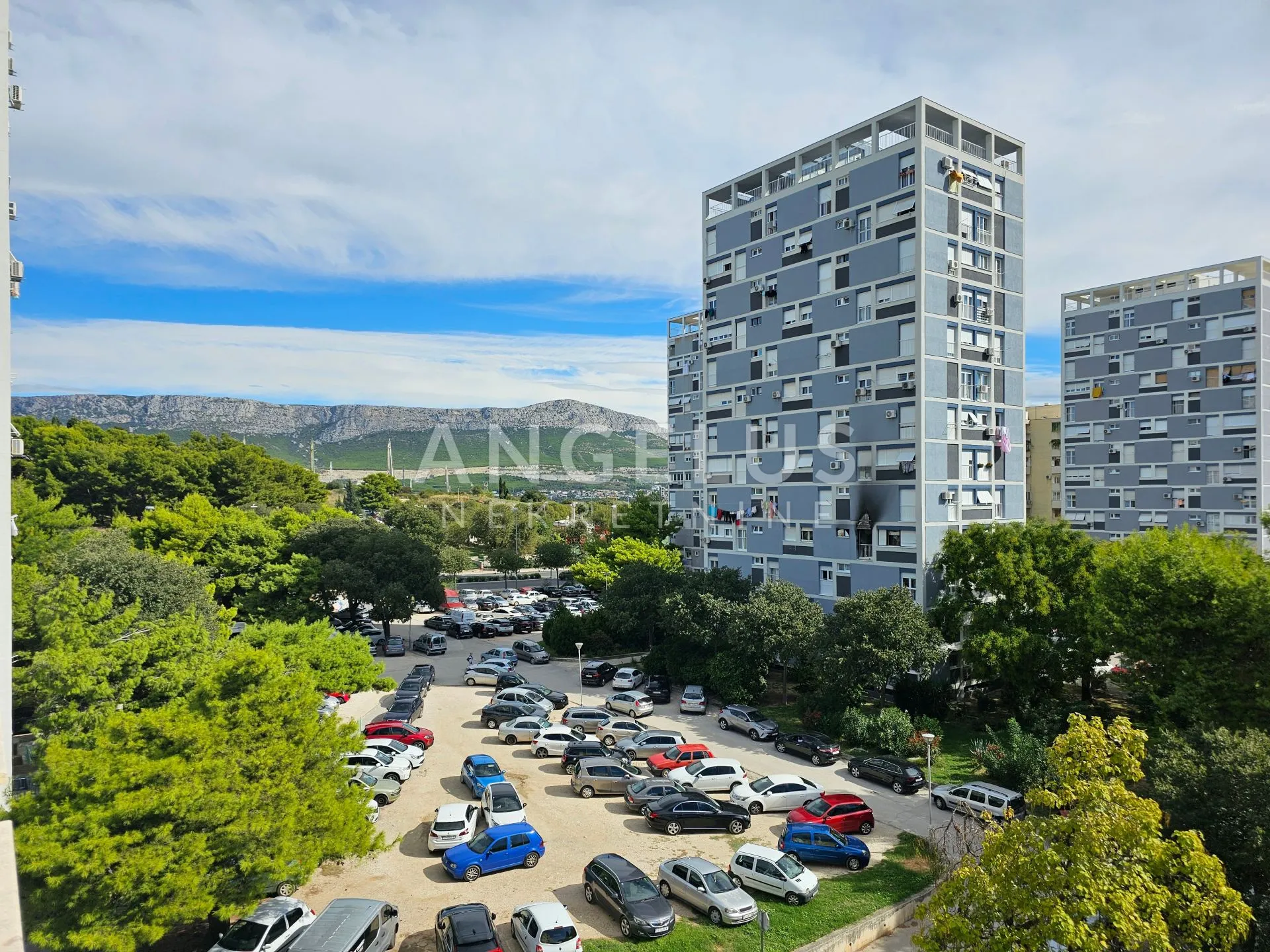 split, lovret - dvosoban stan, dugoročan najam - slika 25