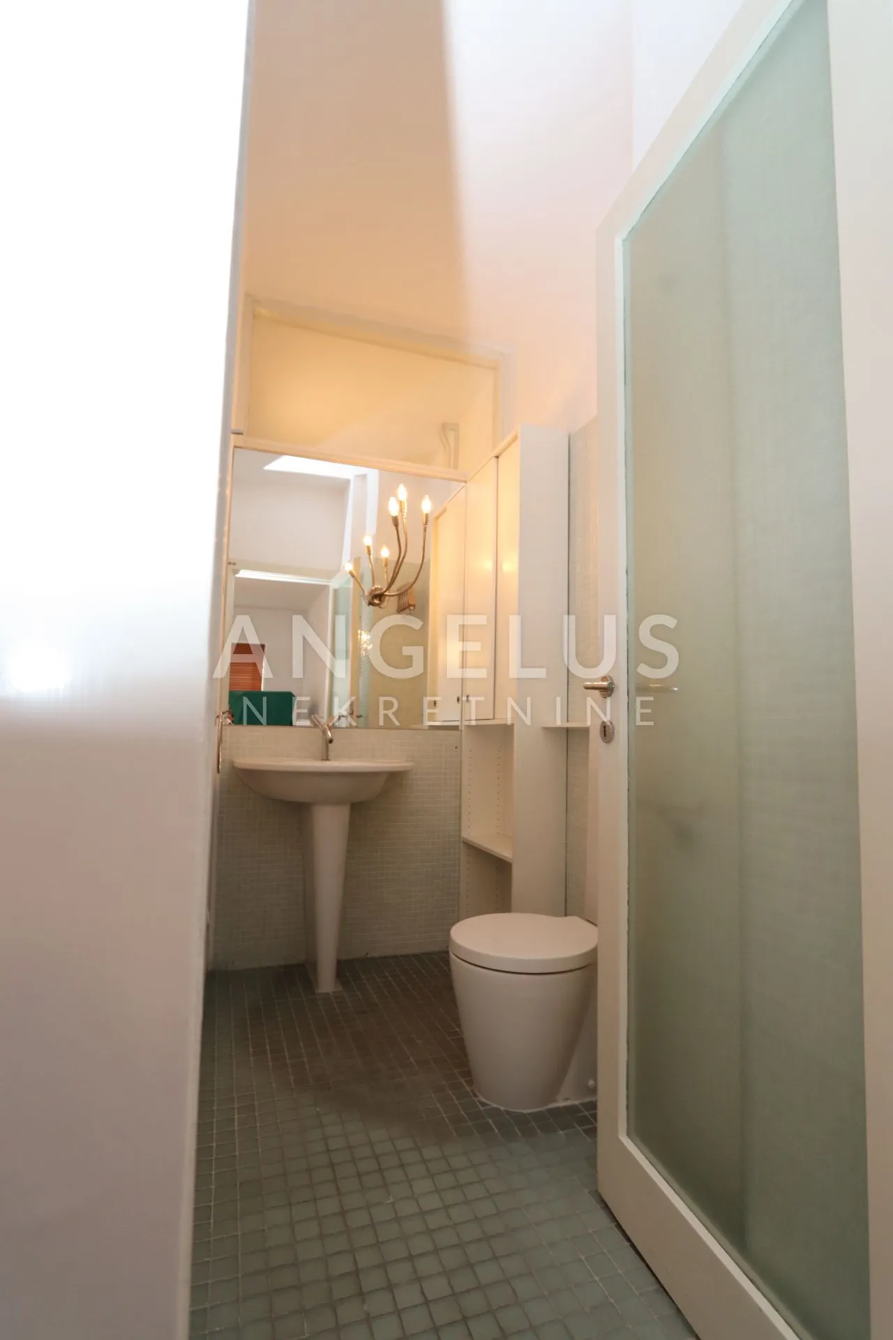 zagreb, donji grad - poslovni prostor u centru 180 m2 - slika 8
