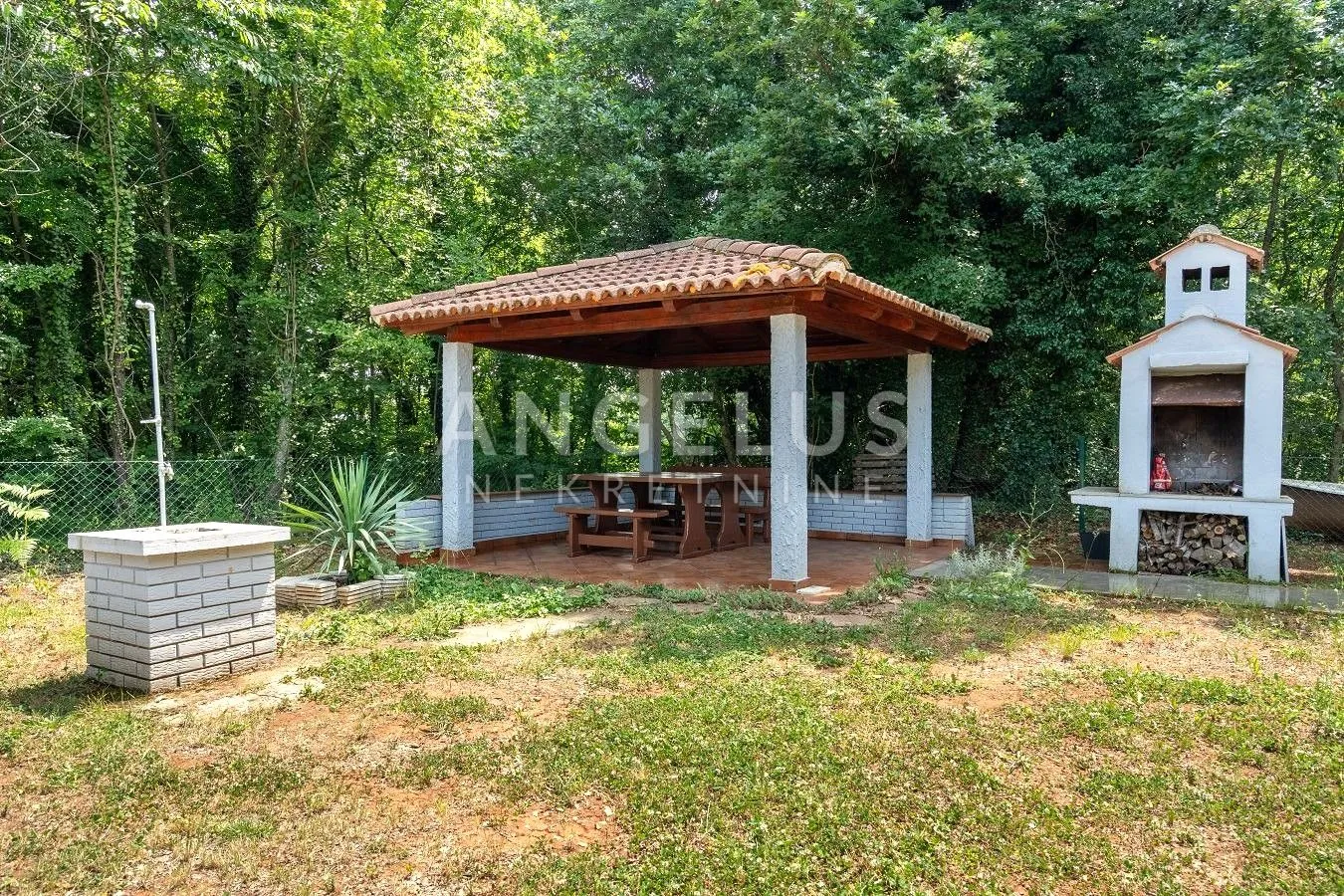 istra, barban - kuća sa jacuzzijem, 110m2, dugoročno! - slika 5