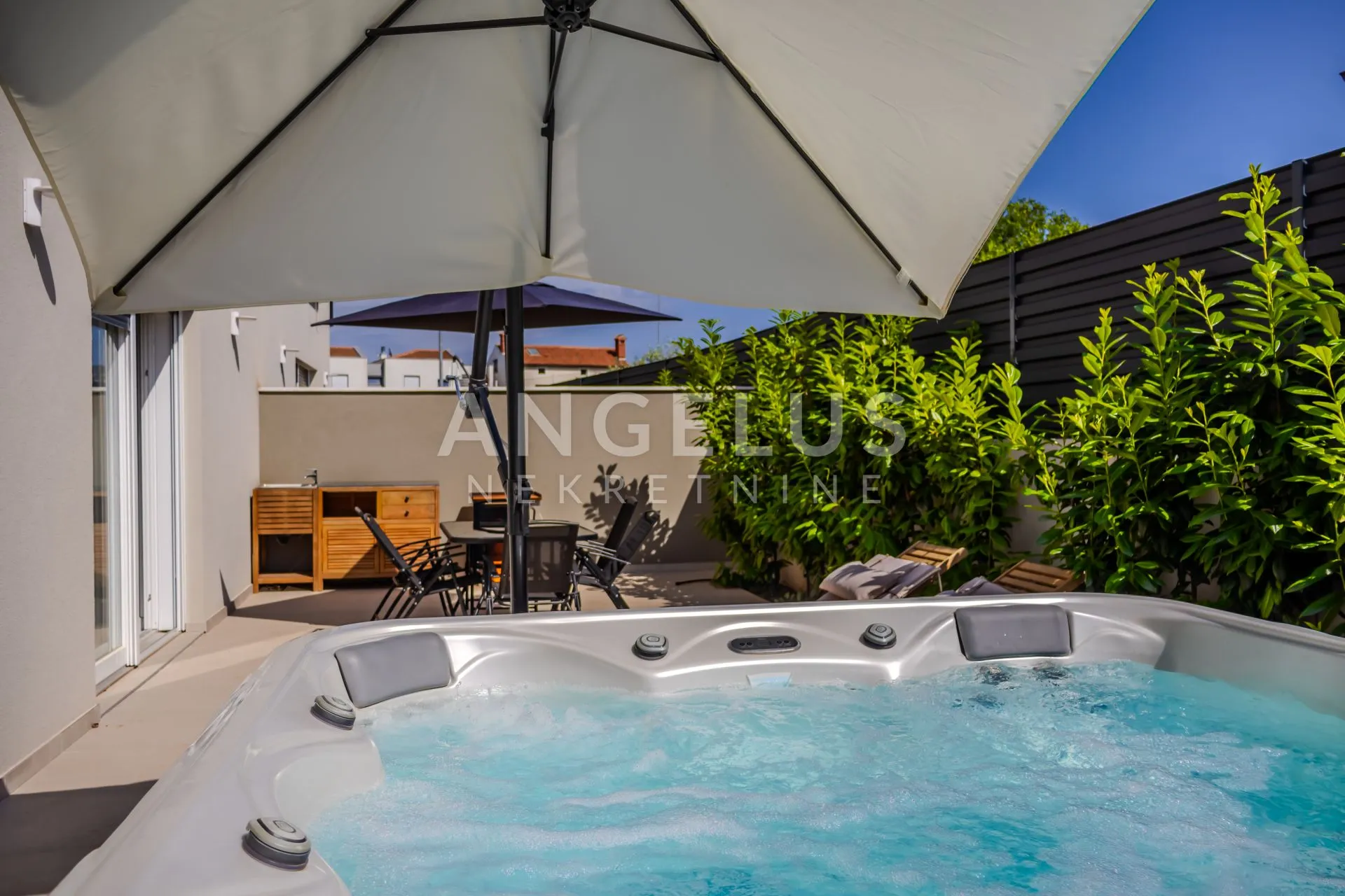 istra, pula - dvojna kuća s jacuzzijem, 80 m2 - slika 12