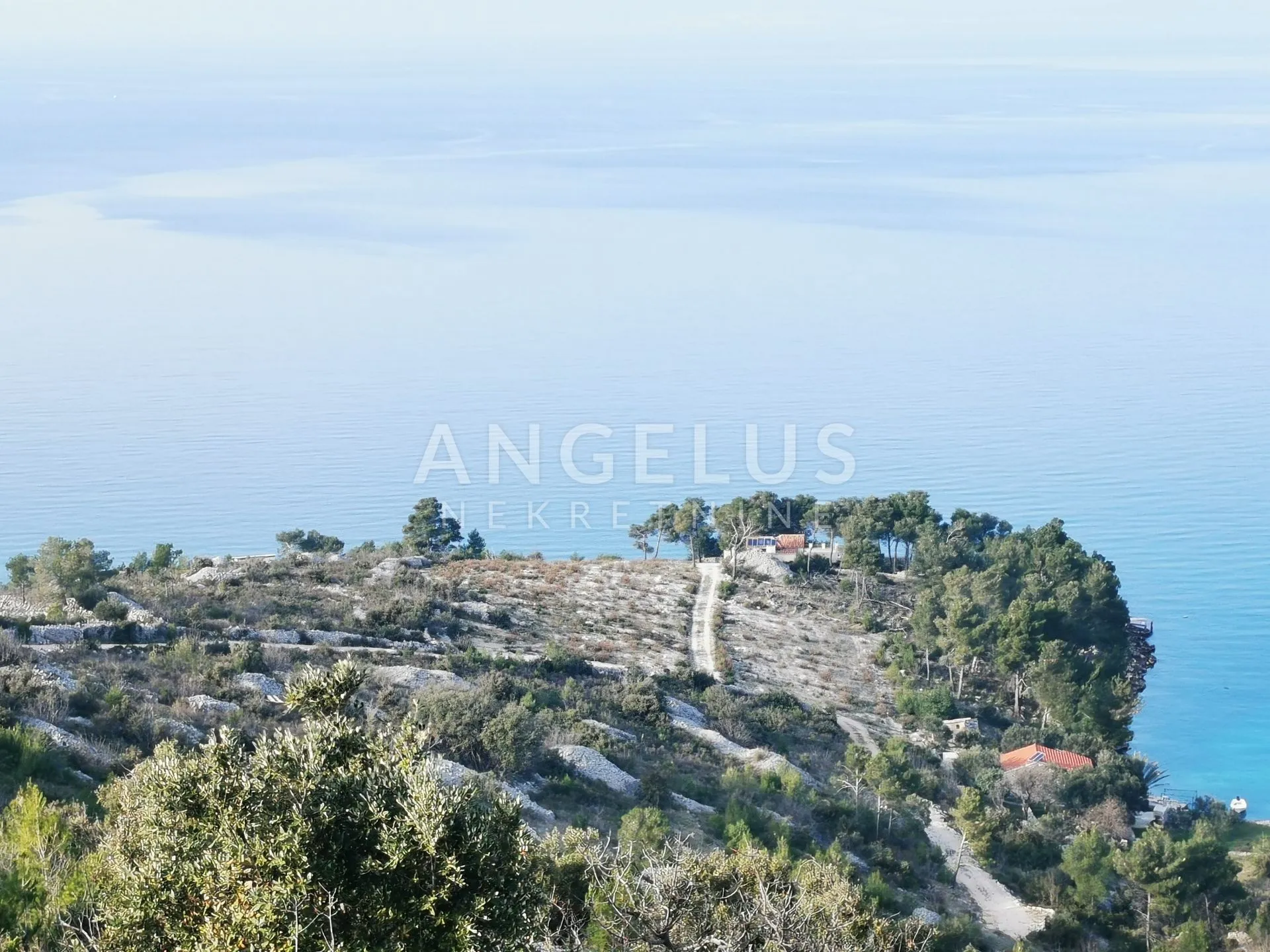 brač - polj.zem. sa objektom prvi red uz more, 2040 m2, prodaja - slika 19