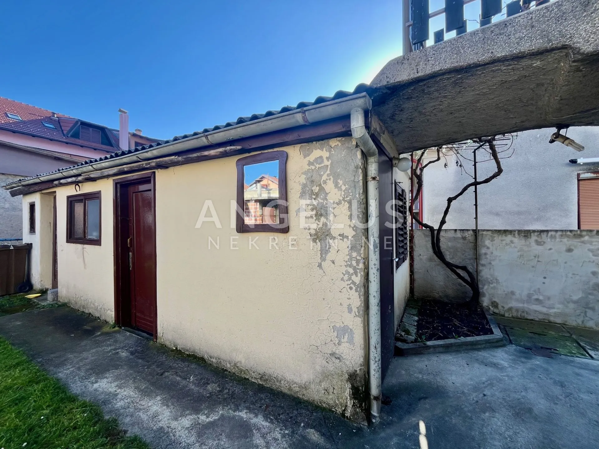 zagreb, dubrava - kuća s dvorišnim objektom i vrtom - slika 19