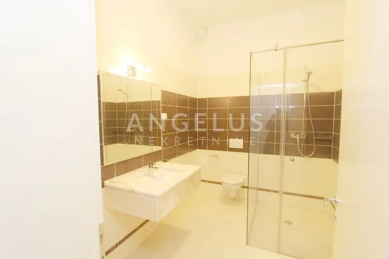 zagreb (prekrižje) stan za najam, 200m2 - slika 24