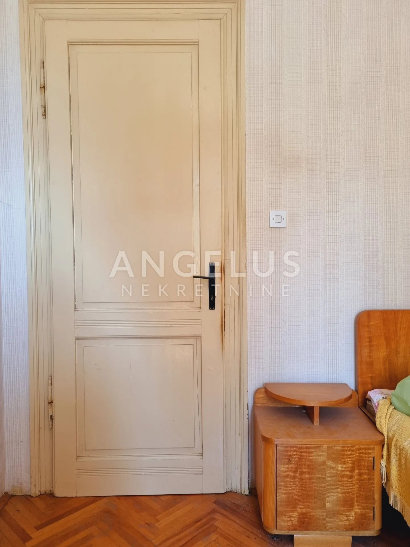 kaštel lukšić - kamena kuća, okućnica i građ. zemljište - slika 6