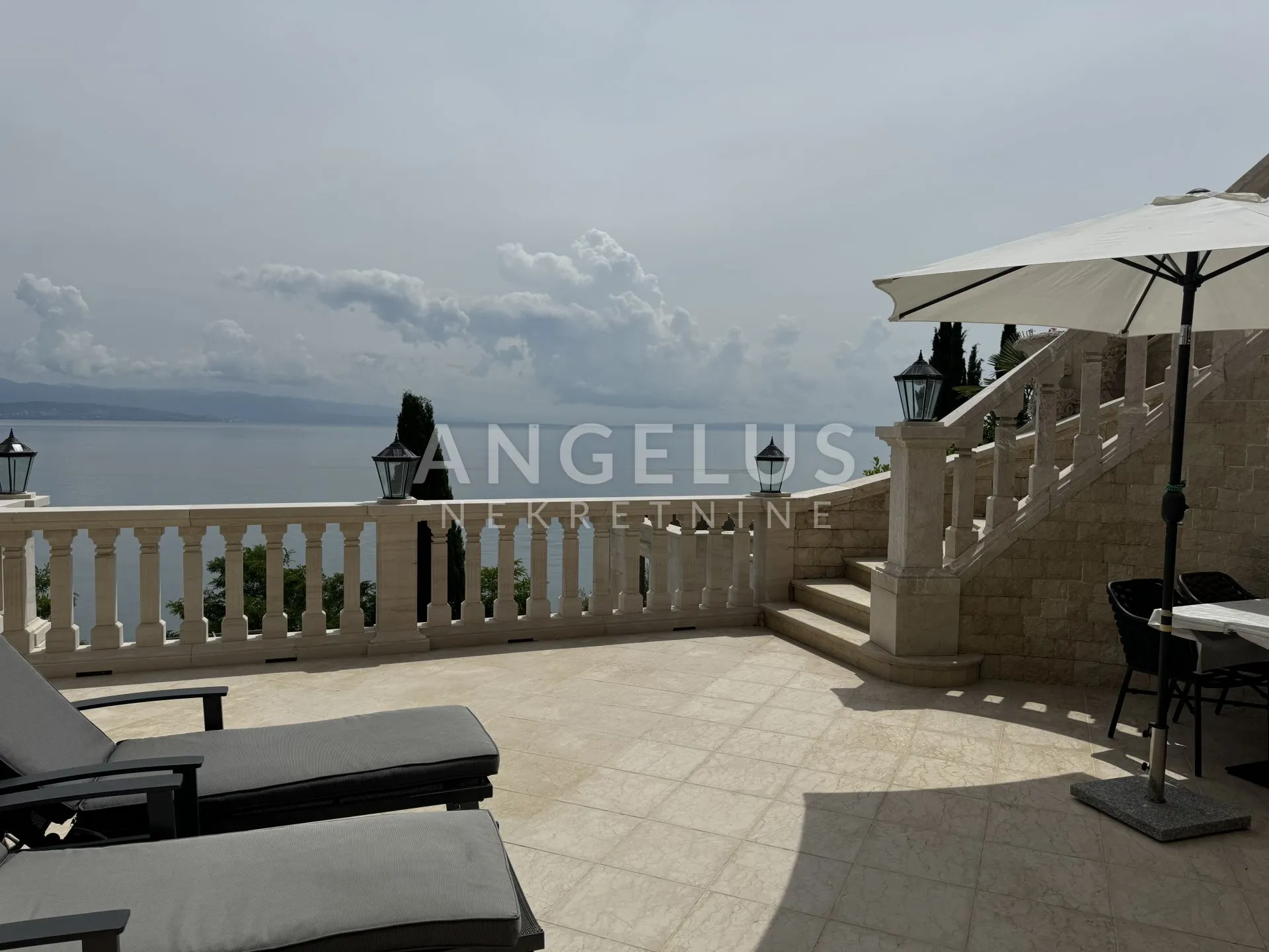 kvarner, opatija - novoizgrađena vila, prvi red do mora - slika 8