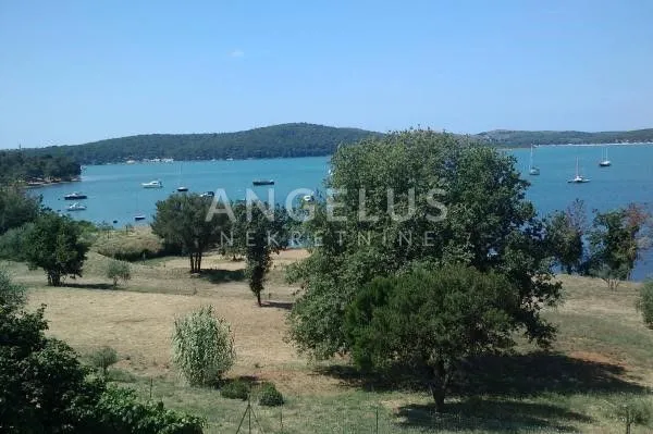 istra, medulin, građevinska parcela uz more, 1000m2 - slika 4