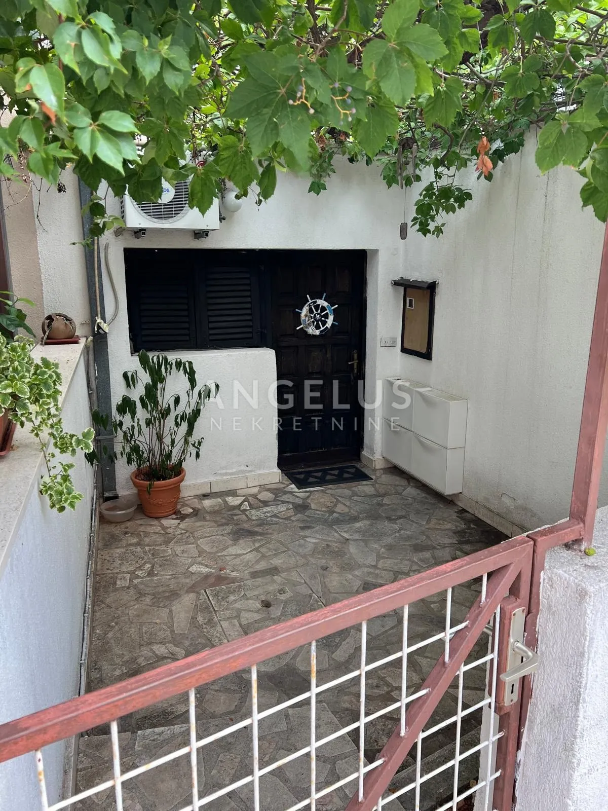čiovo slatine - kuća, apartman i spremište za brod prodaja - slika 4