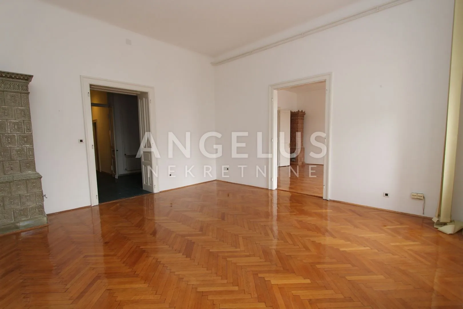 zagreb, centar - trg bana jelačića, poslovni prostor 150m2 - prodaja - slika 2