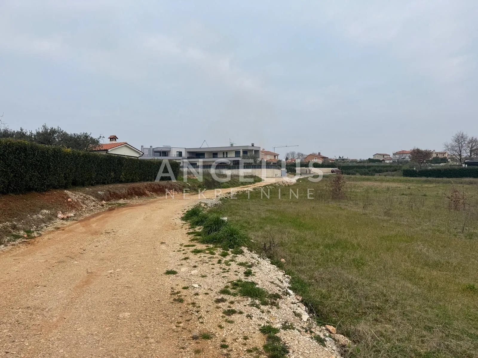istra, kaštelir - građevinsko zemljište stambene namjene - slika 13