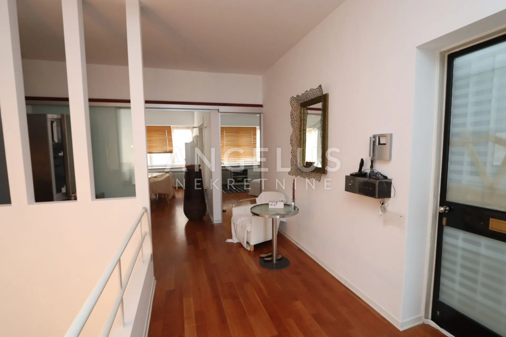 zagreb - martićeva 180 m2 sa 2 park. mjesta tramvaj zona - slika 16