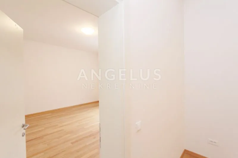 zagreb (prekrižje) stan za najam, 200m2 - slika 30