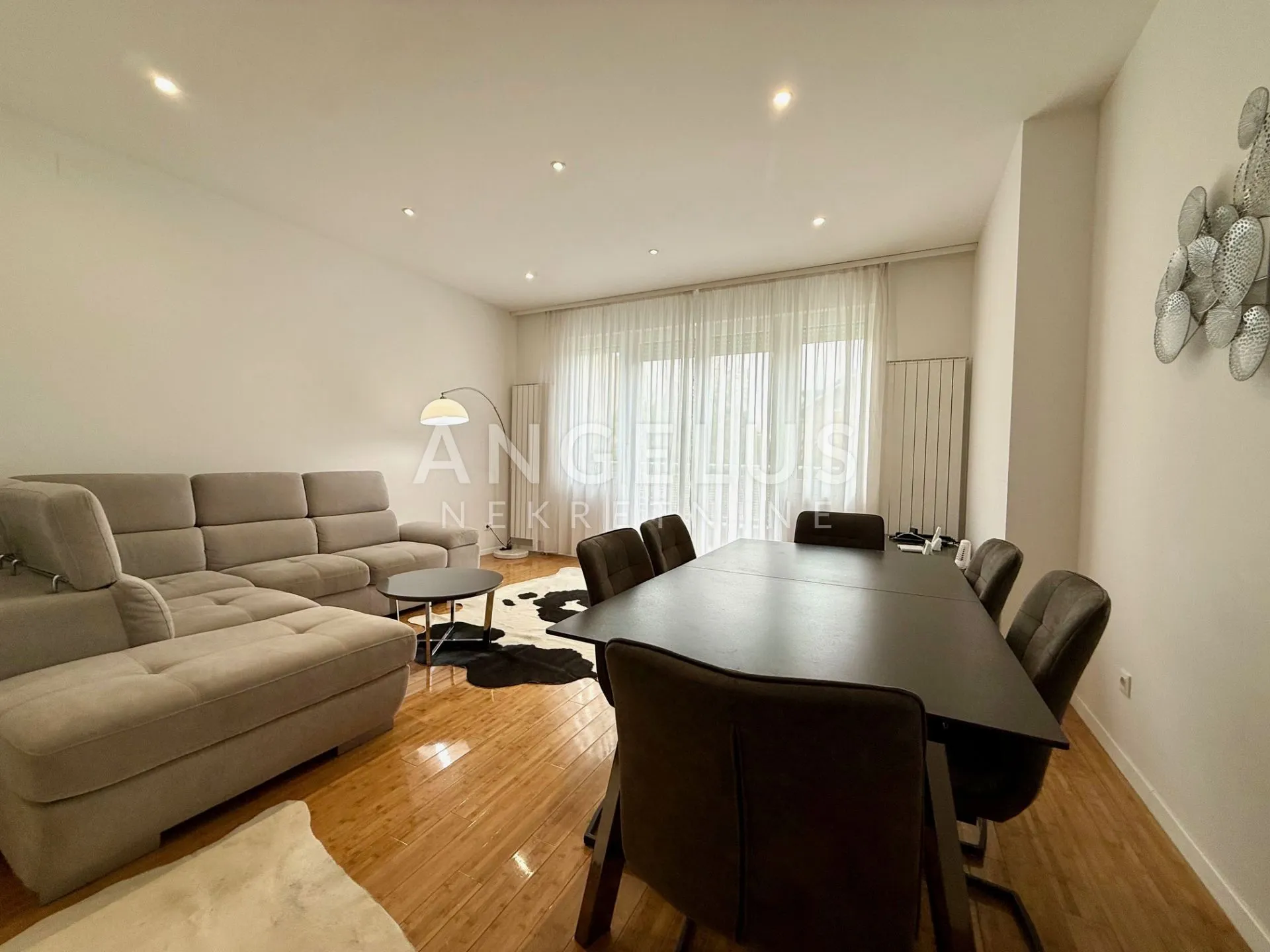 zagreb, centar - stan za najam 150 m2 s garažom - slika 3