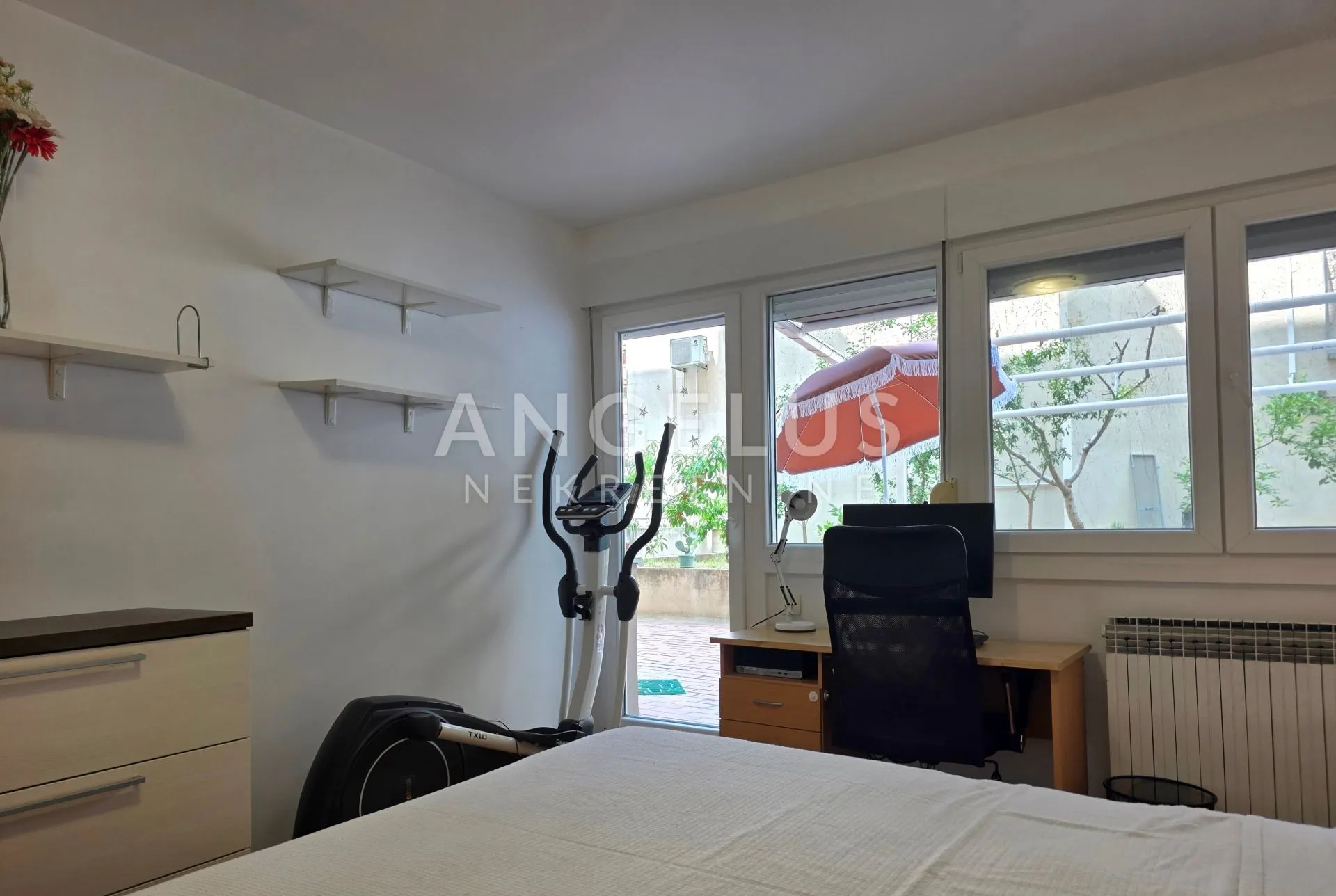 split 3 - dvosoban stan 60m2 sa velikom terasom 140m2 prodaja - slika 35