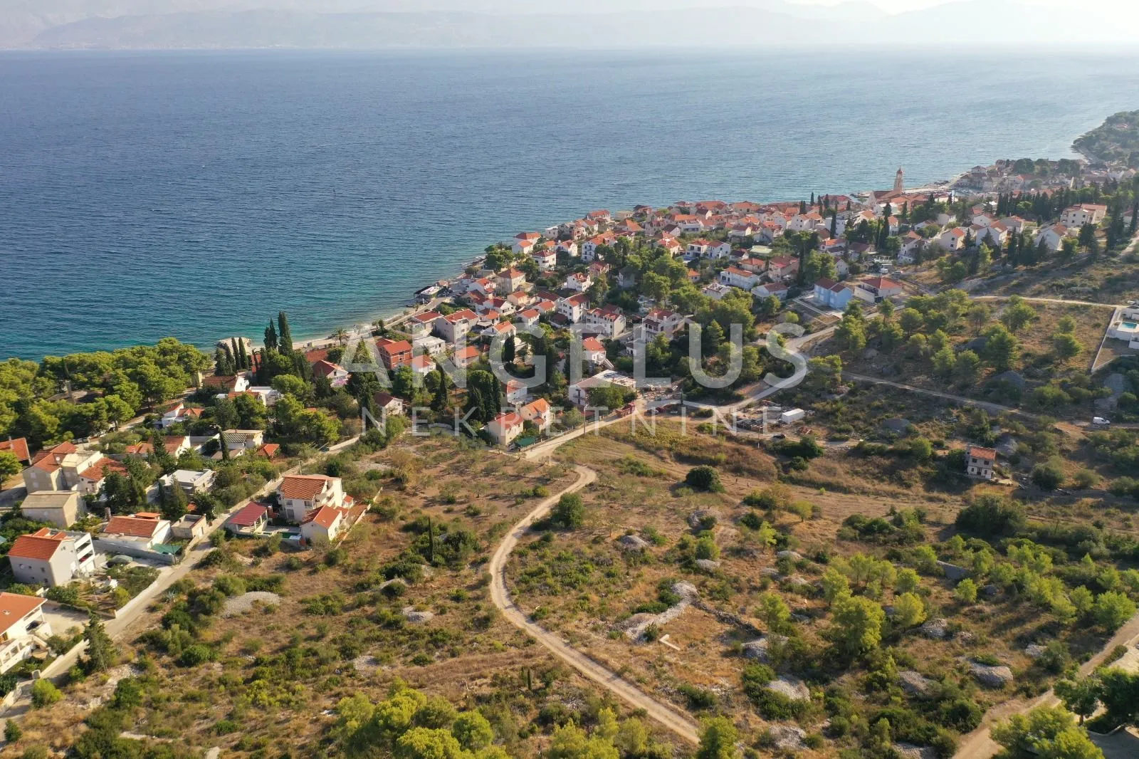 brač, sutivan - zemljište sa dozvolom blizu mora, 600 m2, prodaja - slika 2