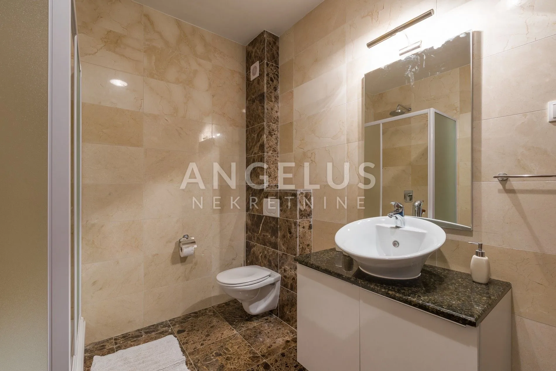 brač, milna - troetažni apartman, bazen i parking, prodaja - slika 32