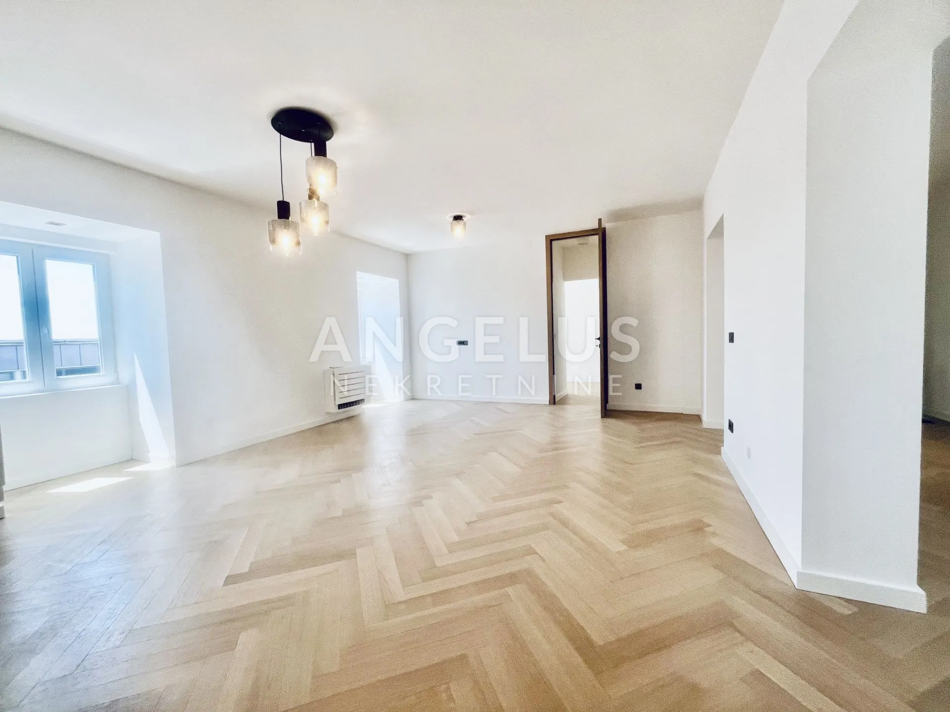 zagreb, cvjetni trg- renovirani stan za prodaju, 82 m2 - slika 11