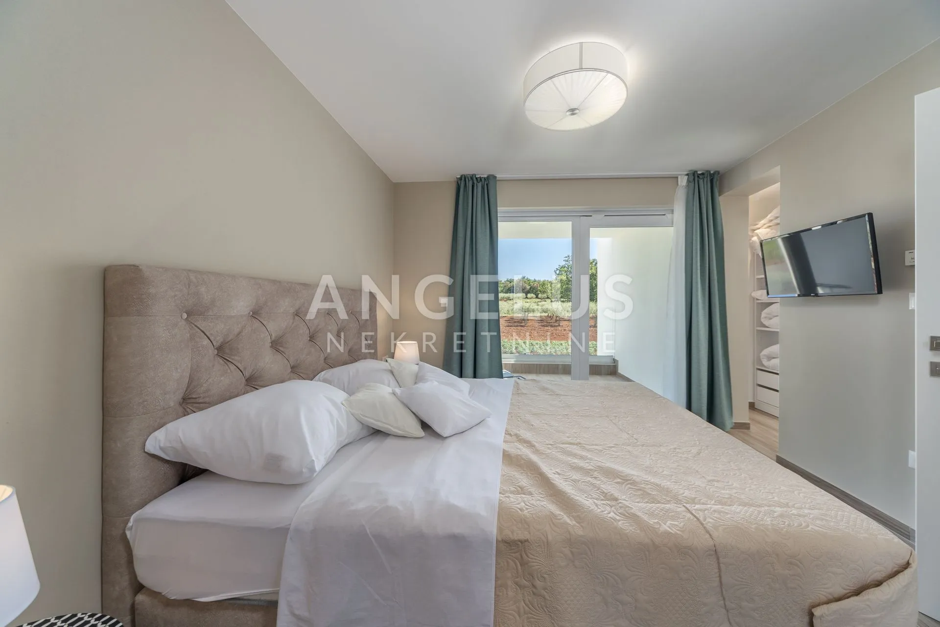 istra, poreč - prodaje se villa sa bazenom - slika 31