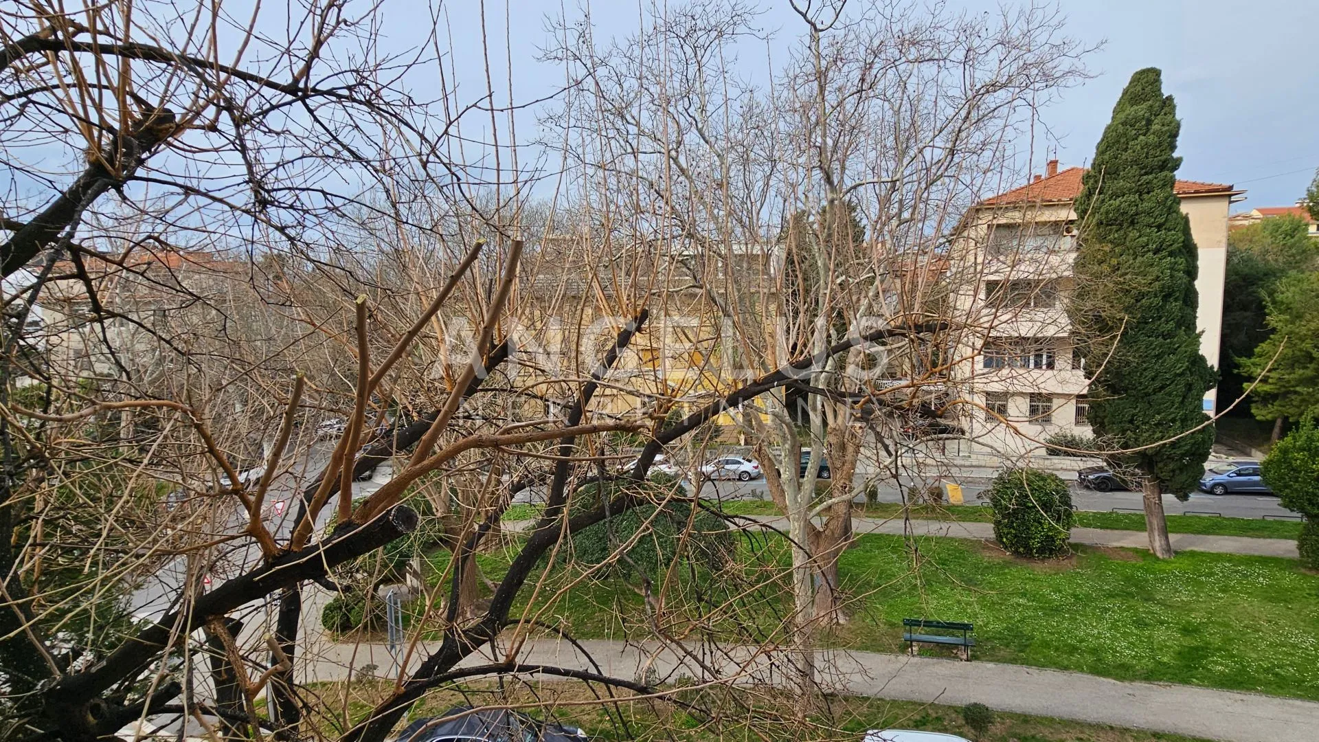 split, bačvice - jednosoban stan na atraktivnoj lokaciji prodaja - slika 8
