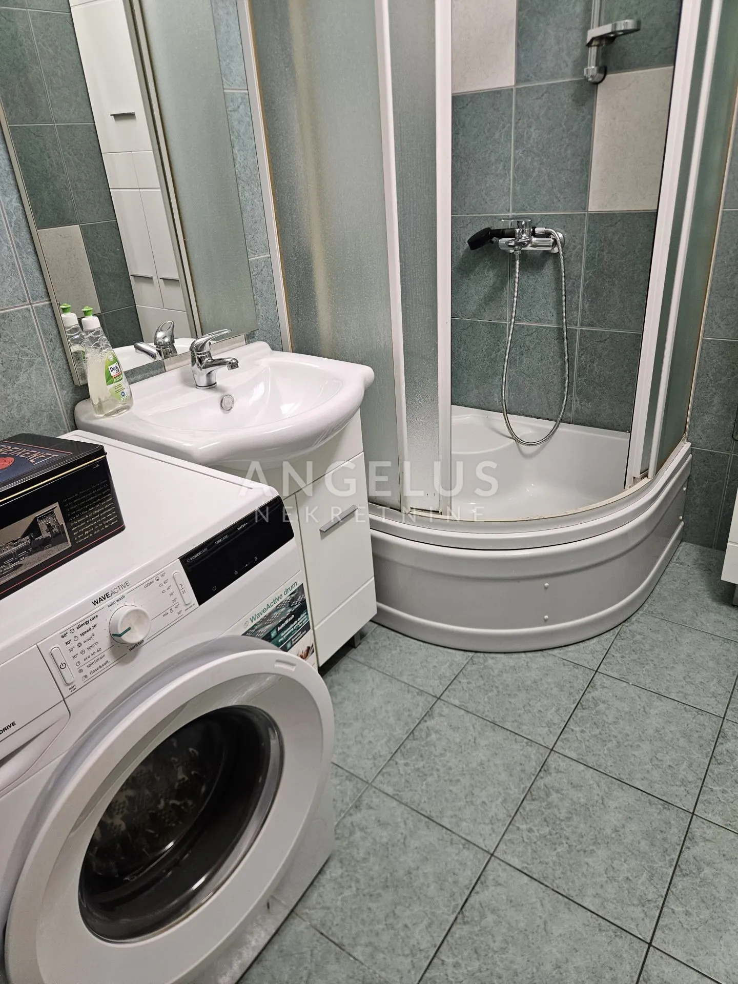 zagreb - utrine dvosobni stan na mirnoj lokaciji 55 m2 - slika 11