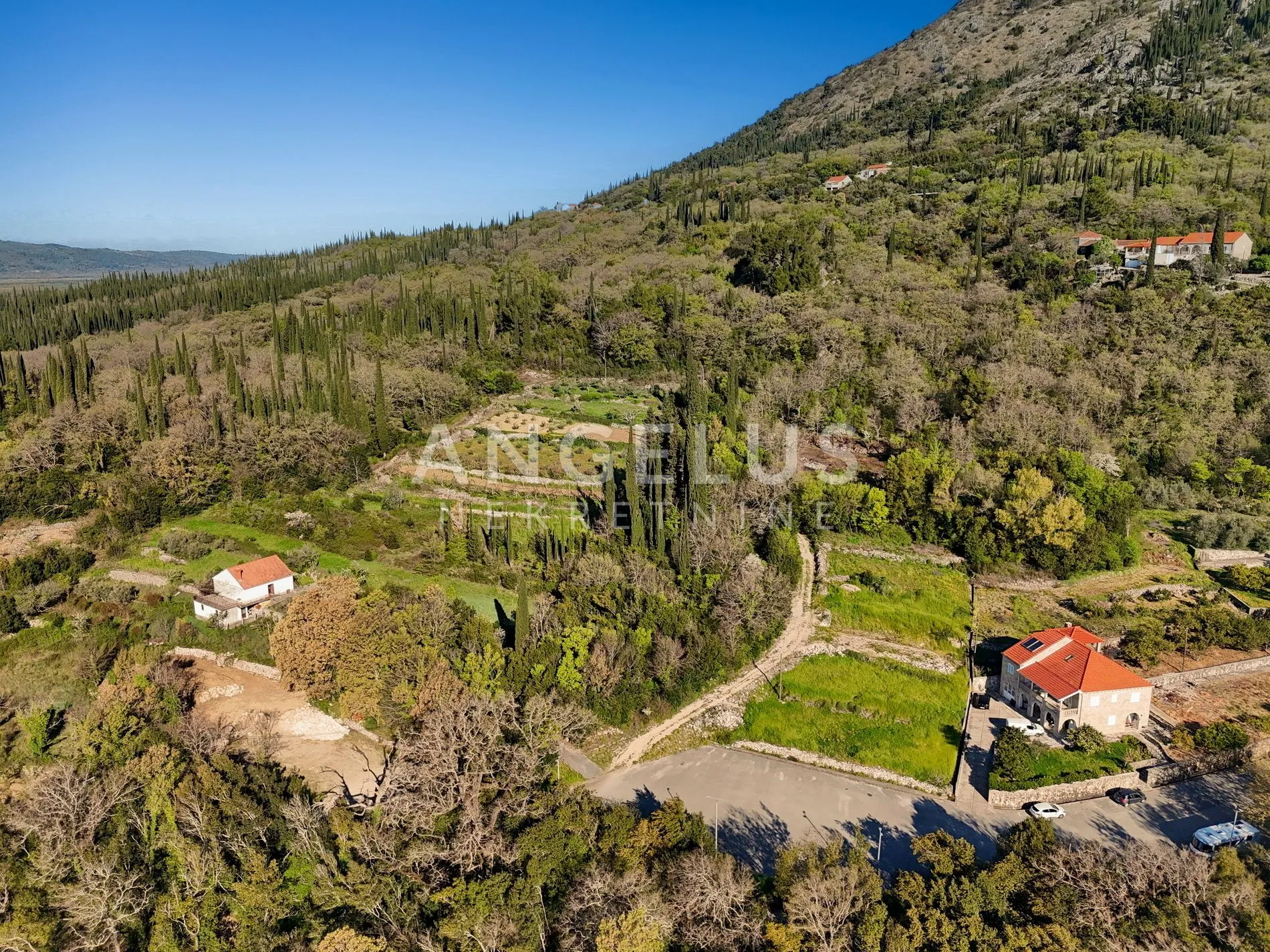konavle, ljuta – građevinsko zemljište s projektom i građevinskom dozvolom za kamenu vilu – prodaja - slika 3