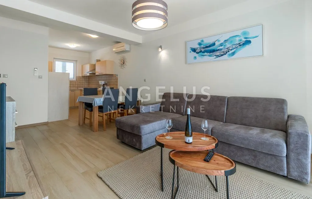 kvarner, crikvenica - moderna kuća s bazenom 238m2 - slika 19