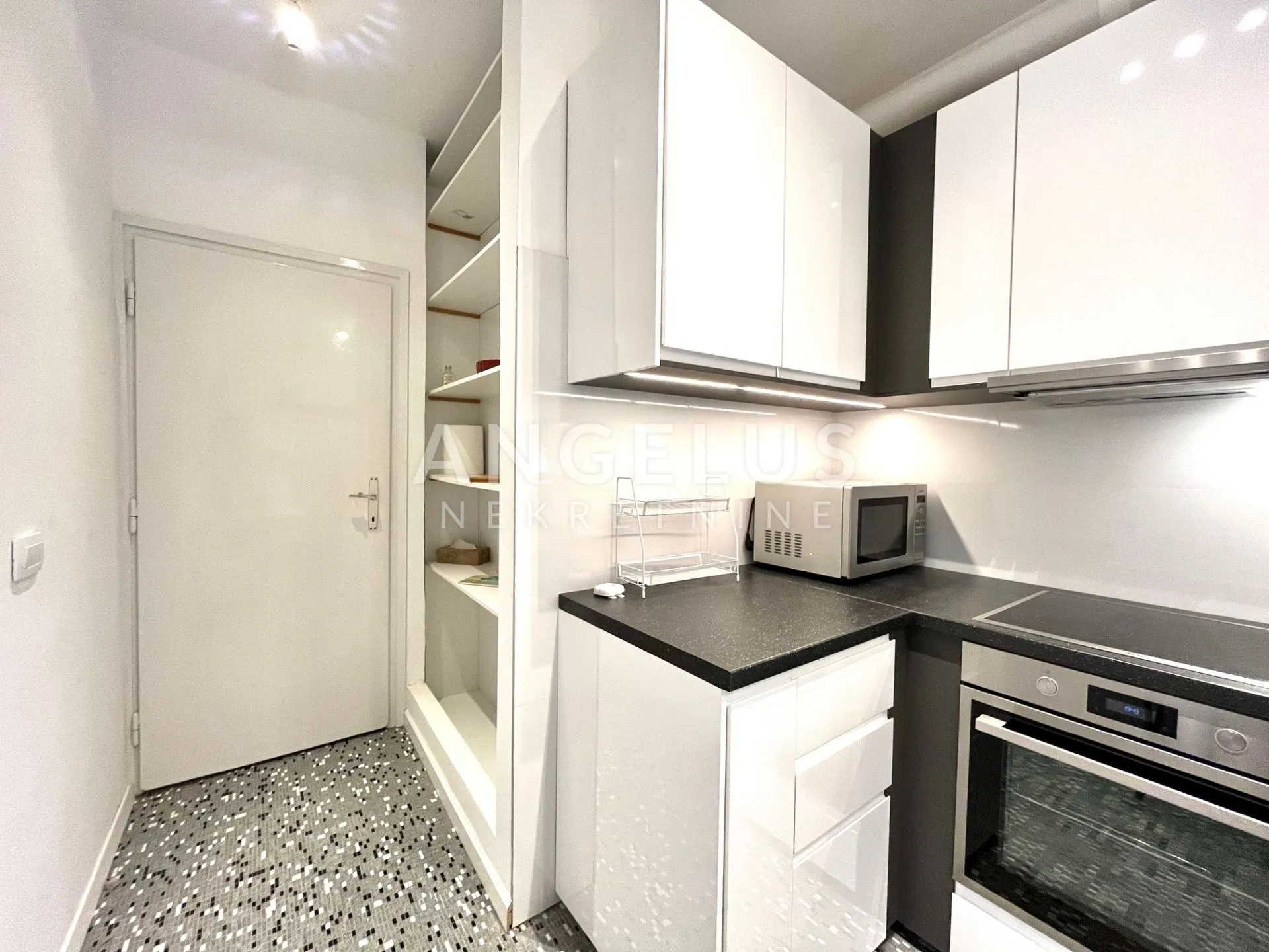 zagreb, pantovčak - šarmantni dvoetažni stan 190m2 s terasom - slika 6