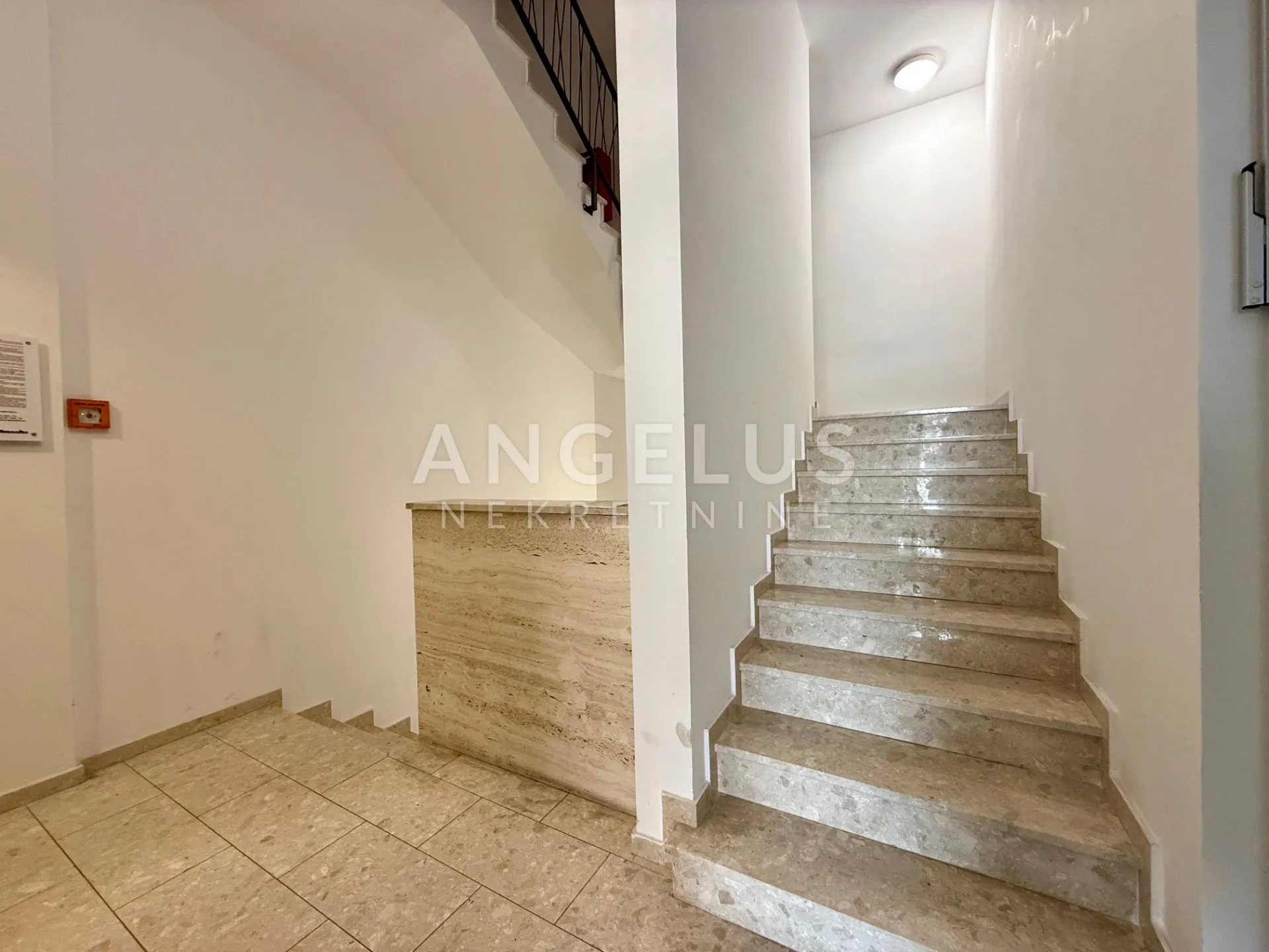 zagreb, trešnjevka - moderan penthaouse 110m2 s duplom garažom - slika 23