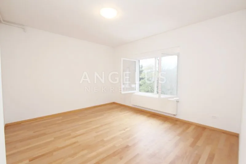 zagreb (prekrižje) stan za najam, 200m2 - slika 28