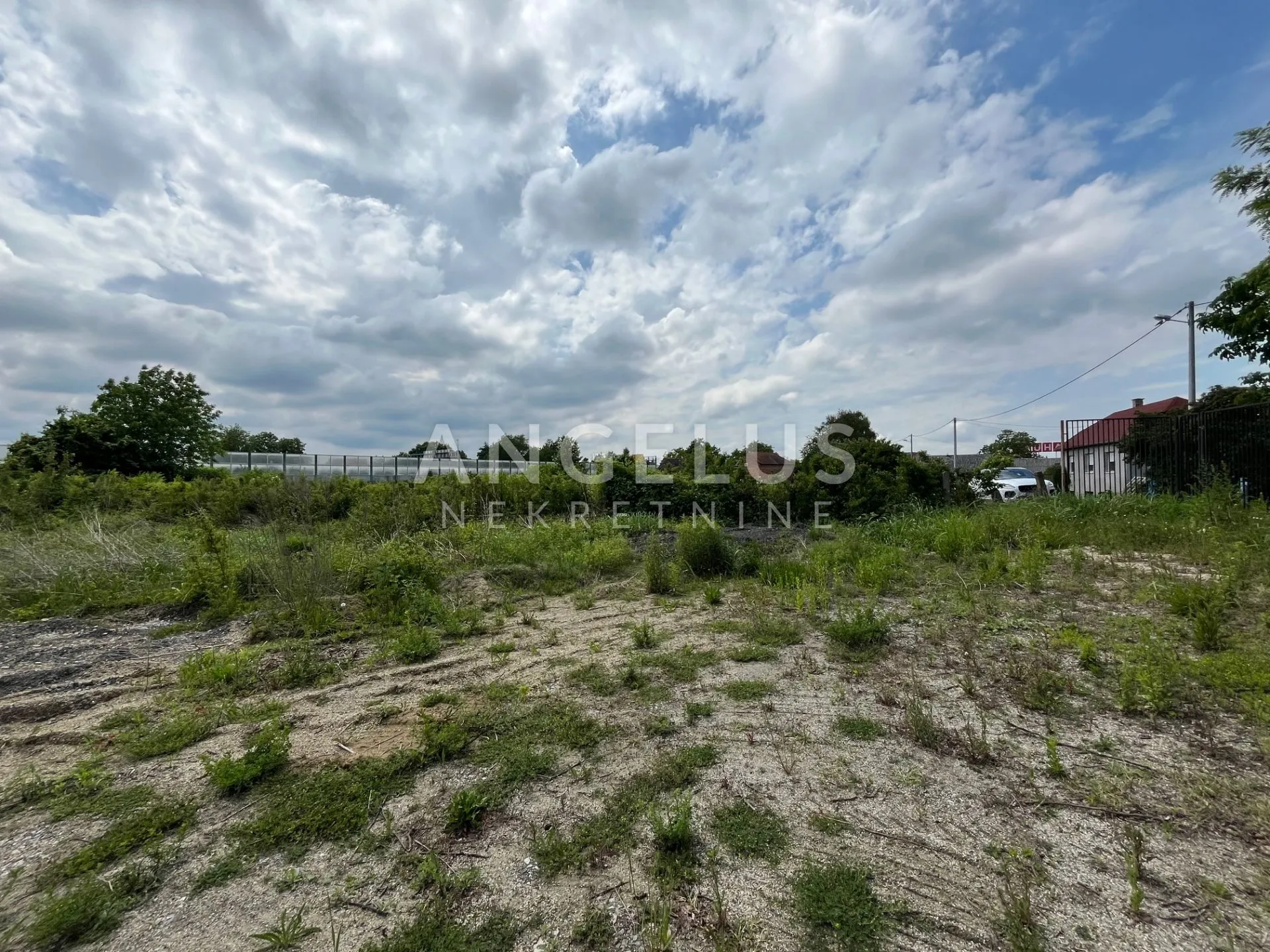 Zagreb, Buzin - atraktivno građevinsko zemljište 2065m2 na odličnoj lokaciji - Buzin, Zagreb