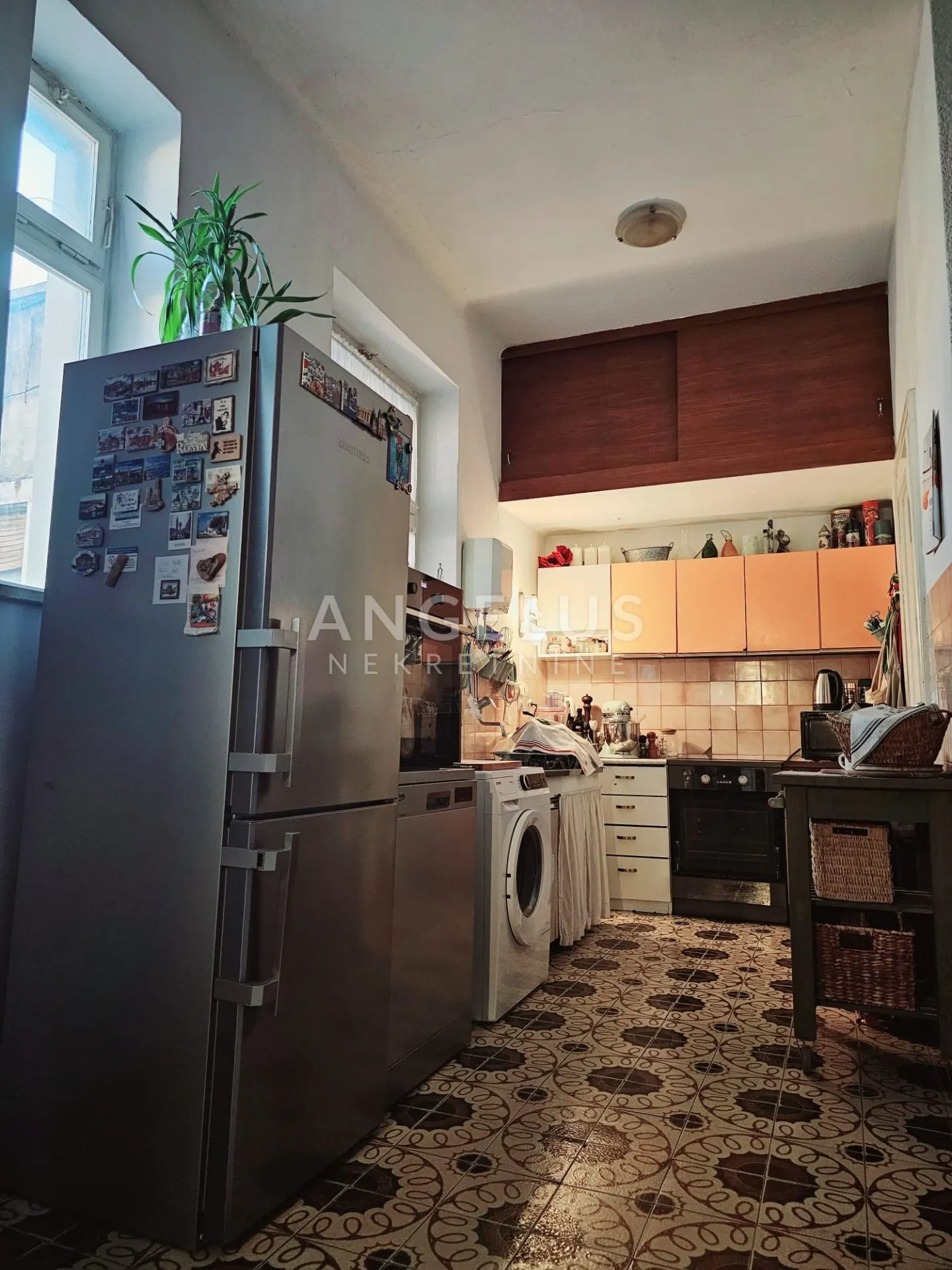 split, centar - lijepi građanski četverosoban stan s velikim potencijalom, 151 m2 - slika 7