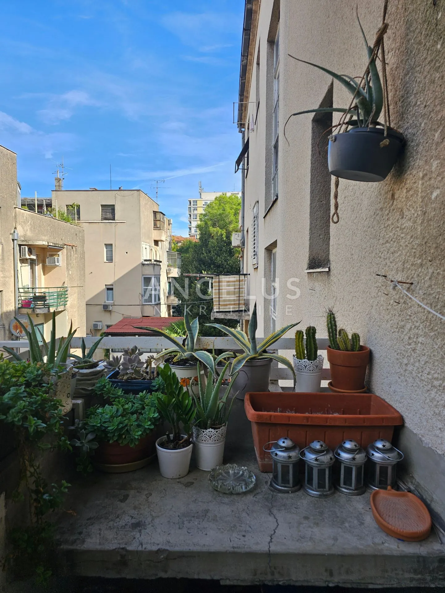 split, bačvice - retro stan kratkoročan najam - slika 18