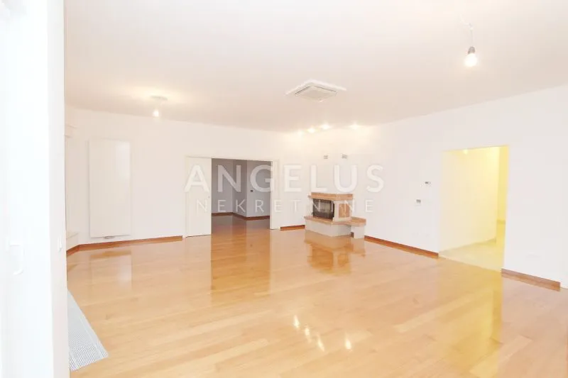 zagreb (prekrižje) stan za najam, 200m2 - slika 41